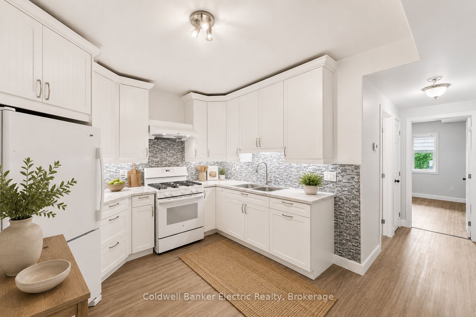 765 Palace Road Property Photo 28