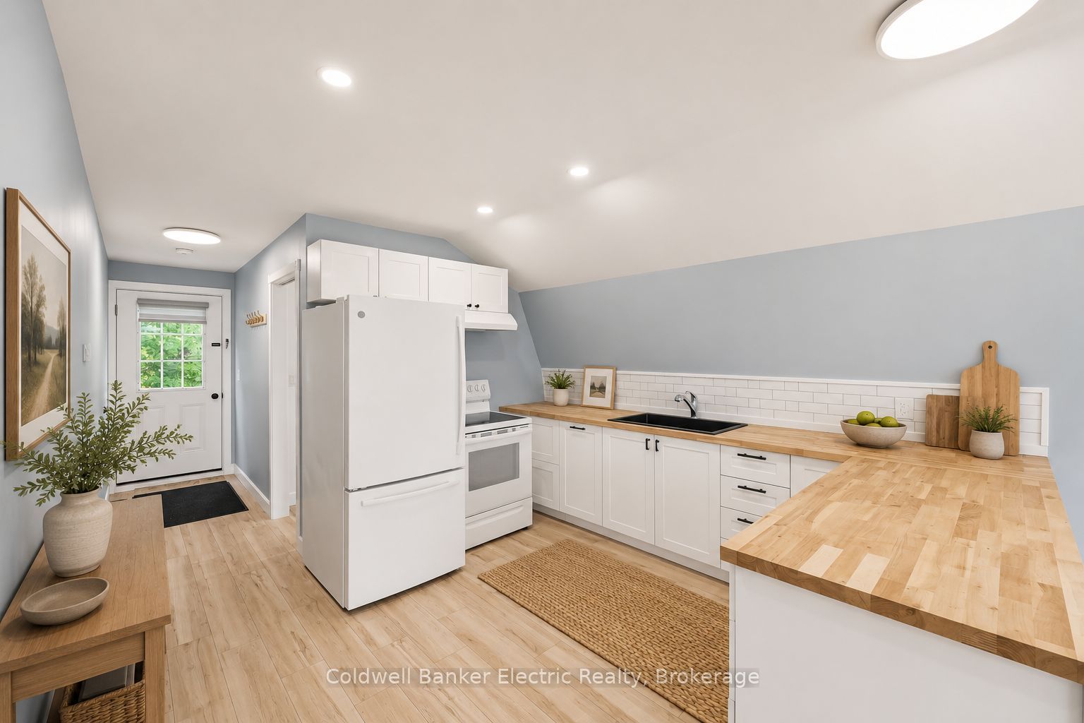 765 Palace Road Property Photo 36