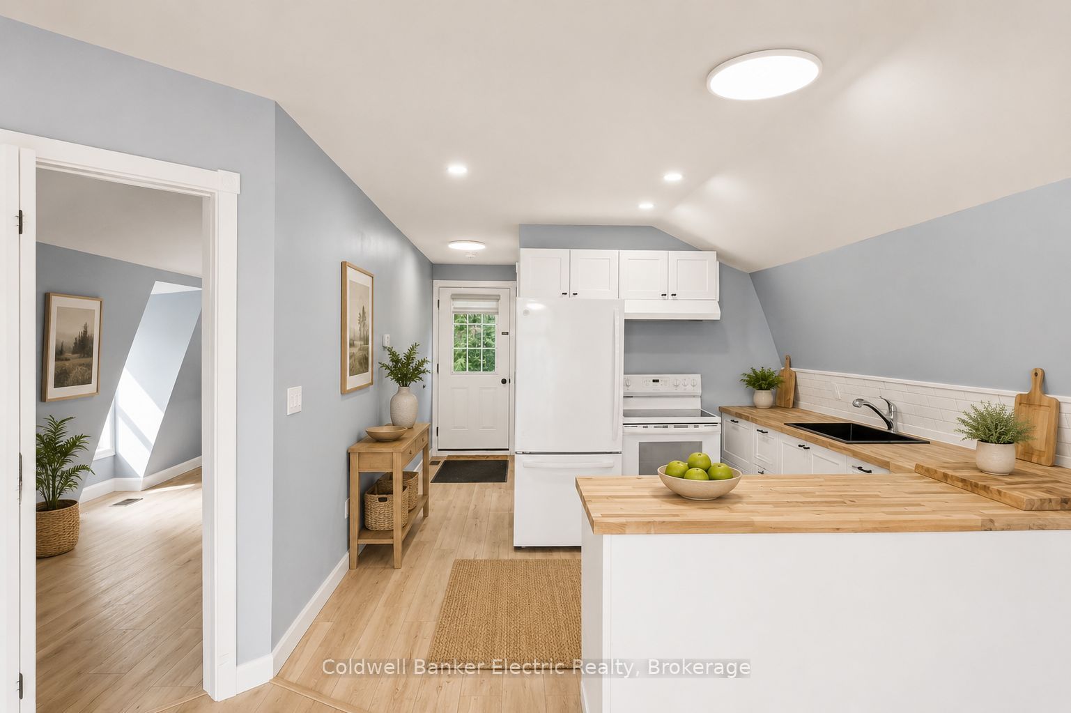 765 Palace Road Property Photo 37