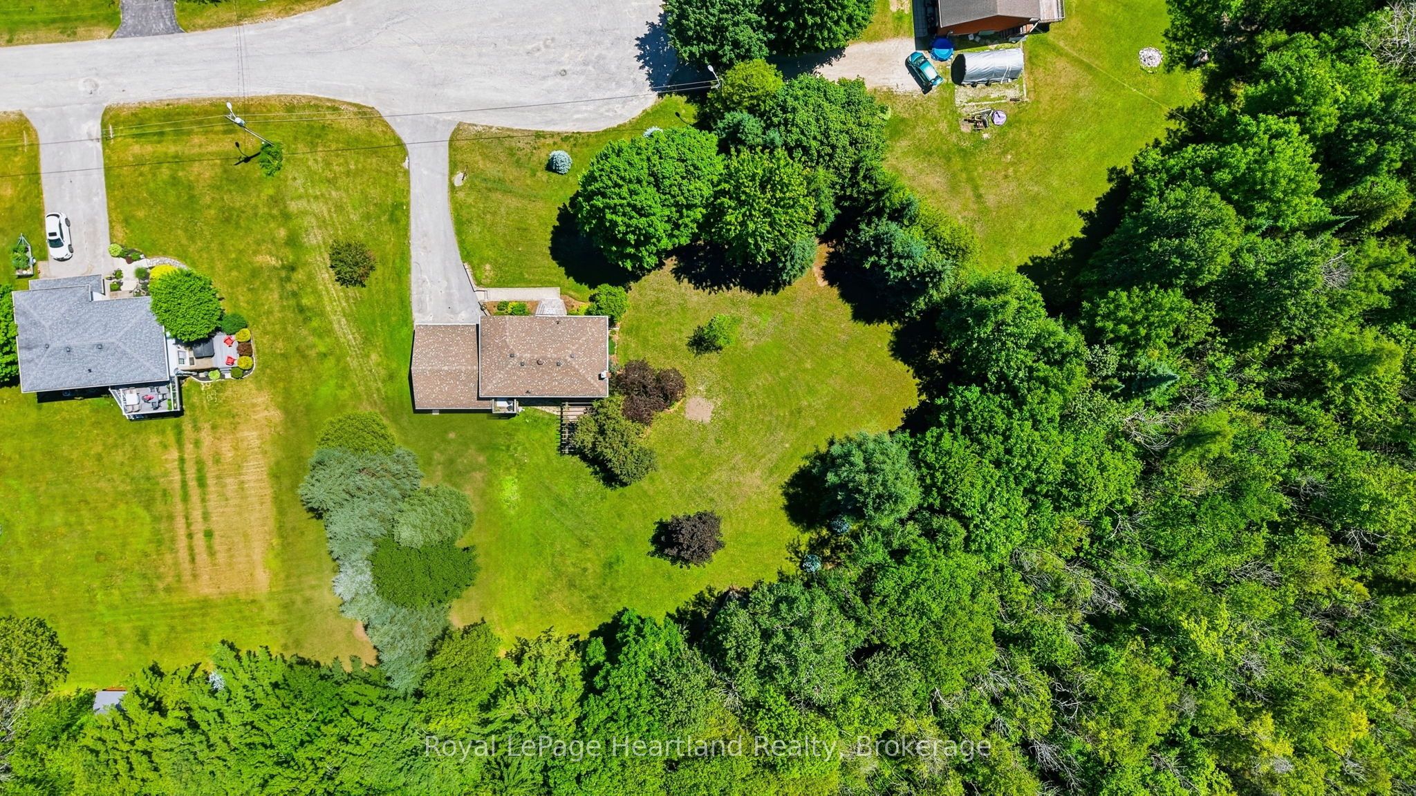 106 Cedar Court Property Photo 3
