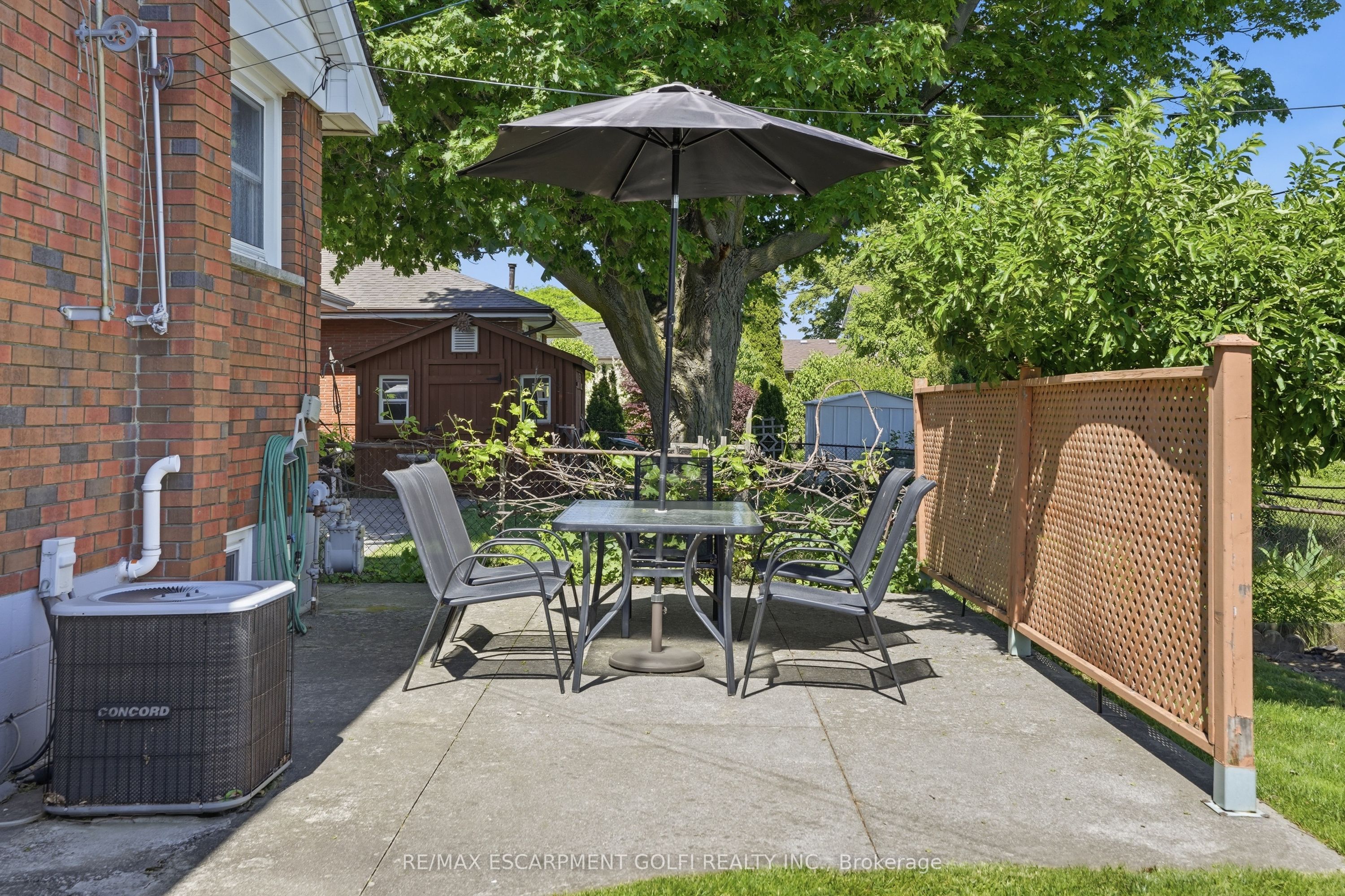 18 Pleasant Avenue Property Photo 25