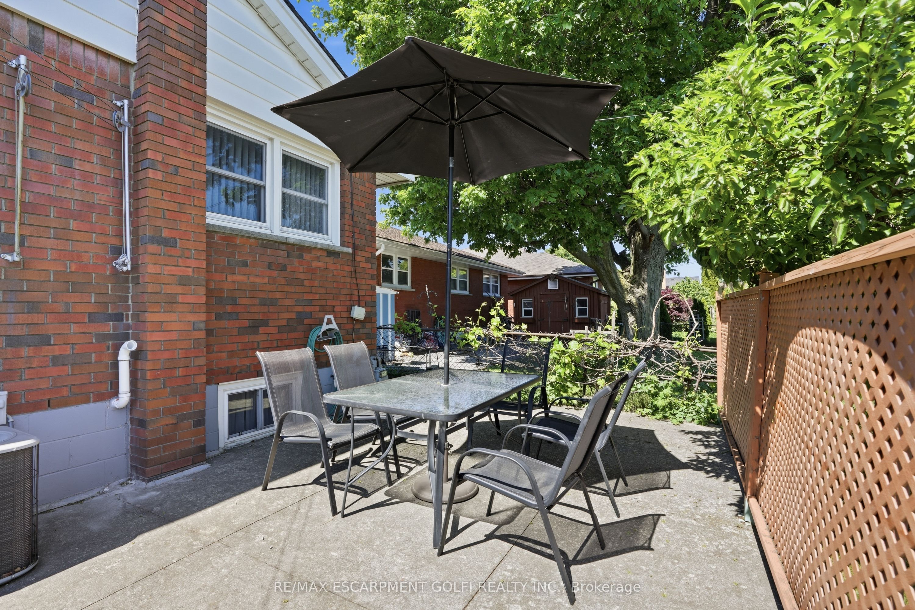 18 Pleasant Avenue Property Photo 26