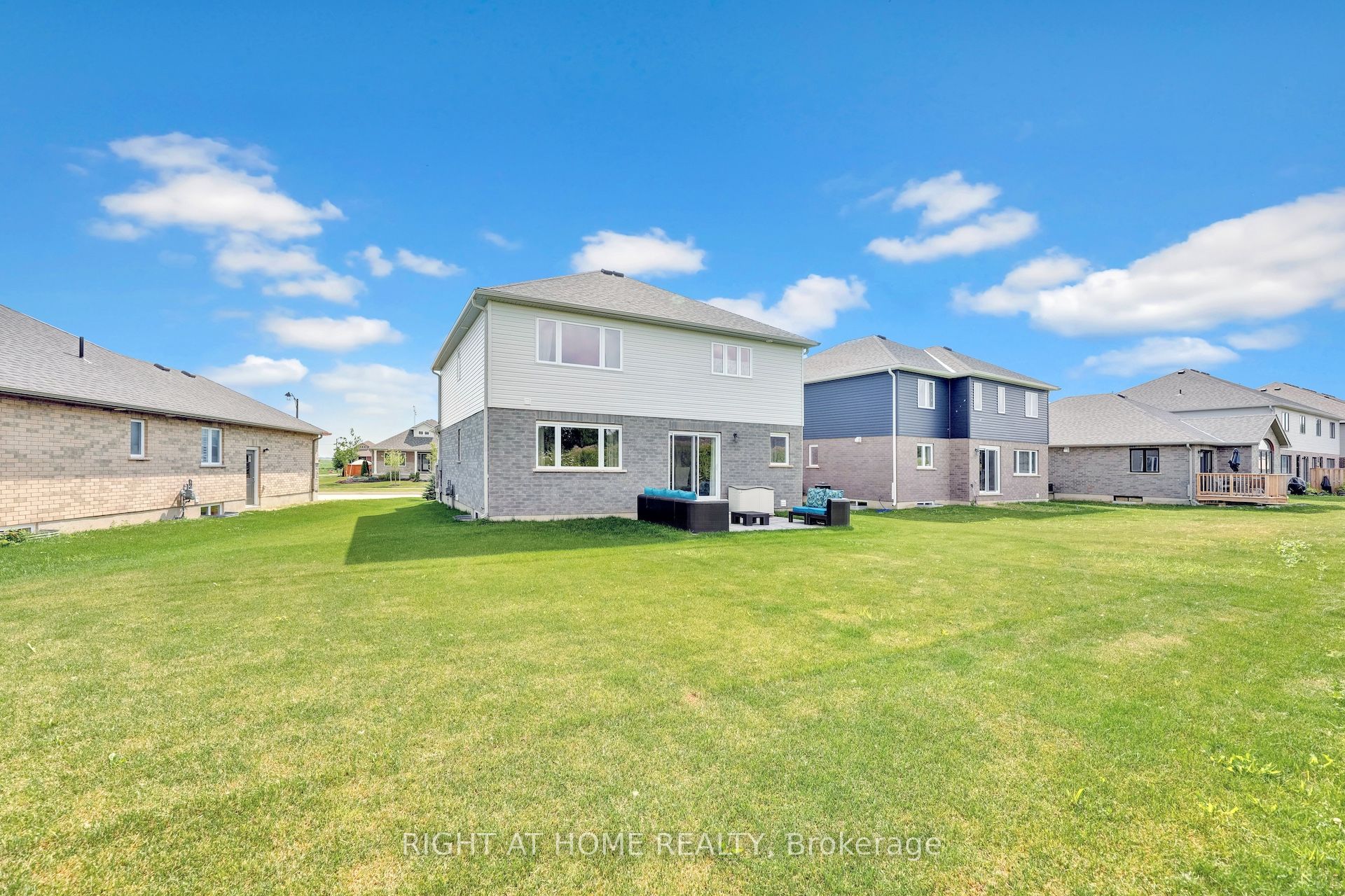 135 Stephenson Way Property Photo 13