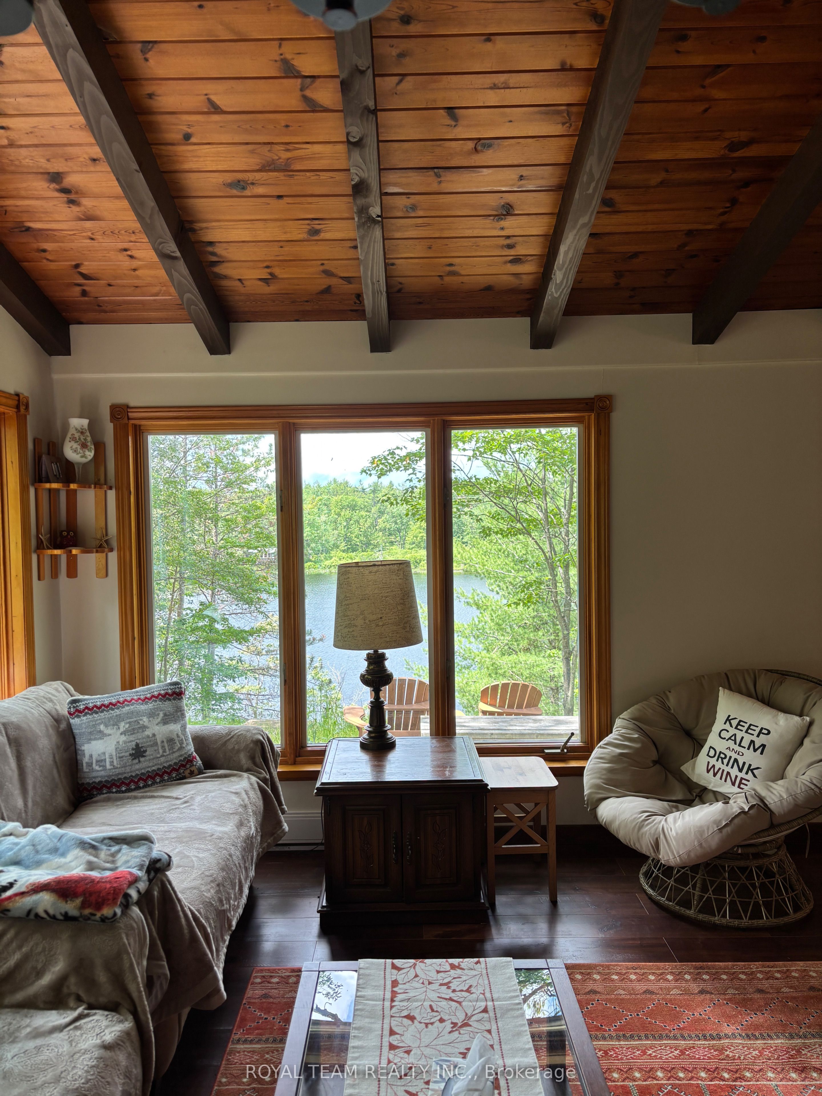 1851 Deep Bay Road Property Photo 11