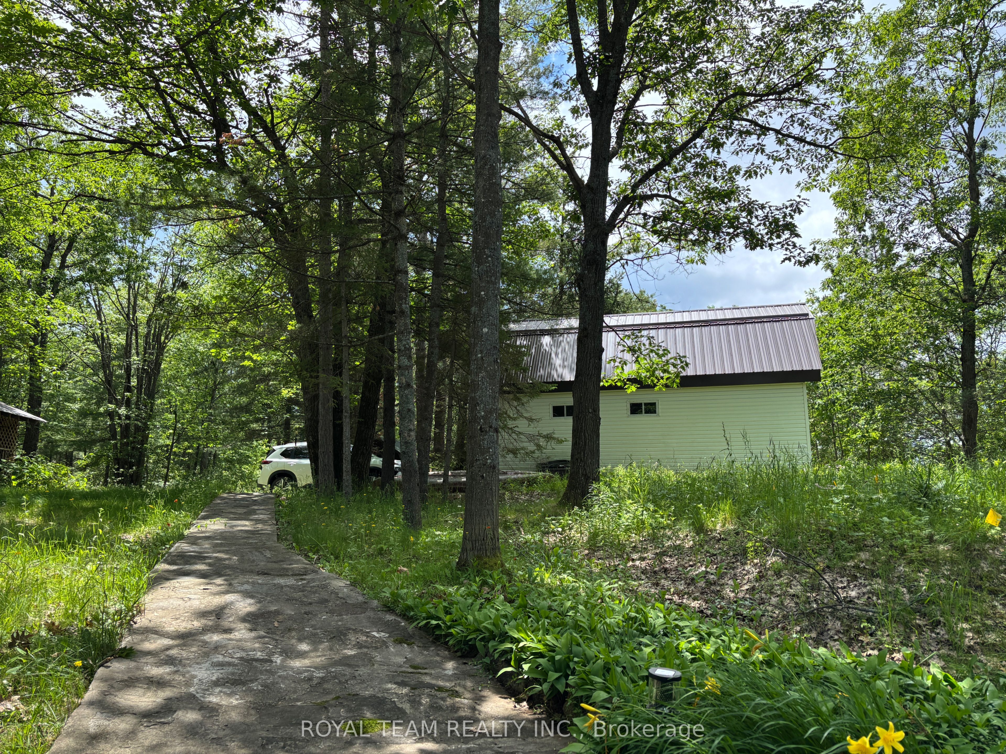1851 Deep Bay Road Property Photo 31