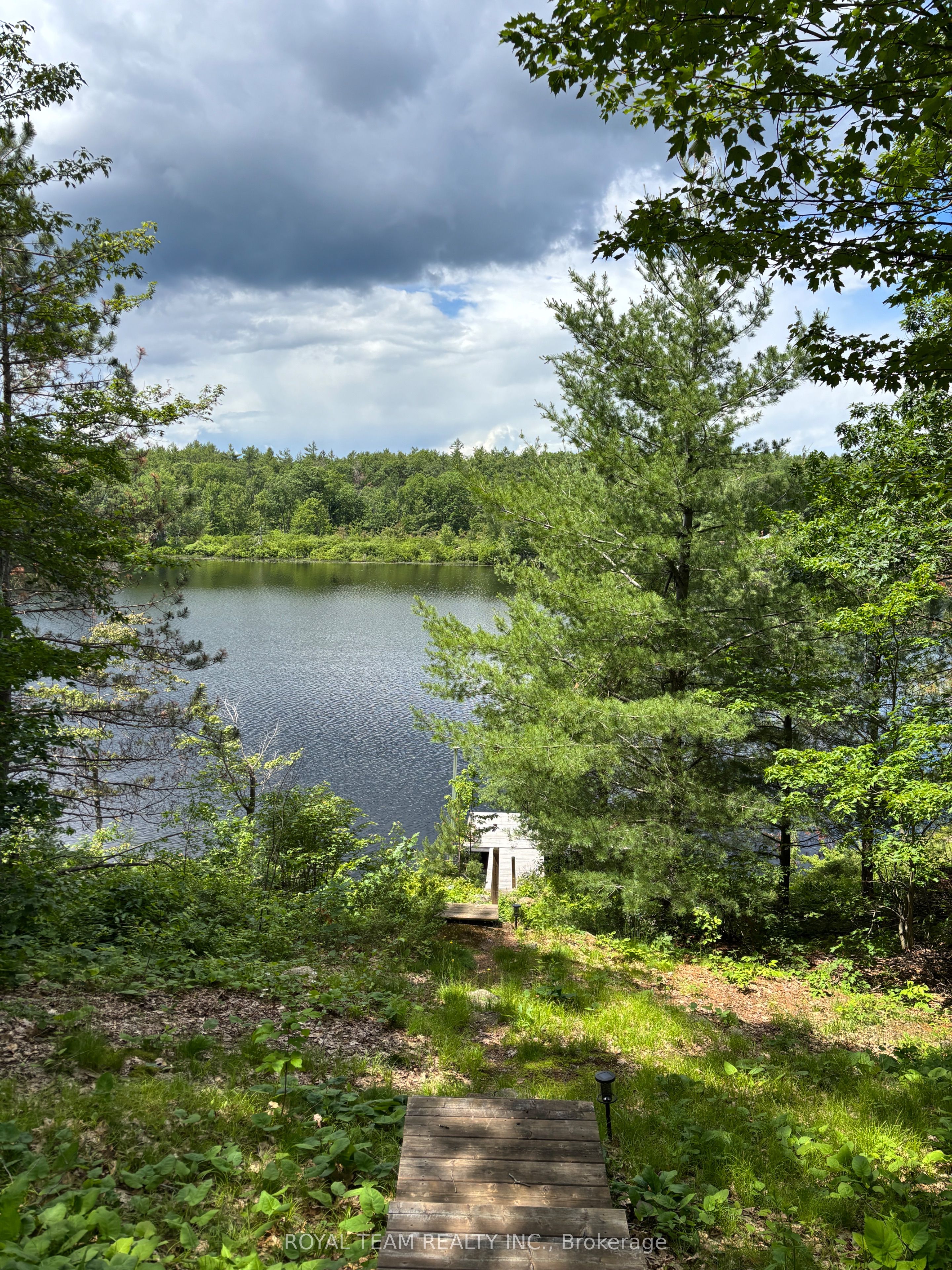 1851 Deep Bay Road Property Photo 34