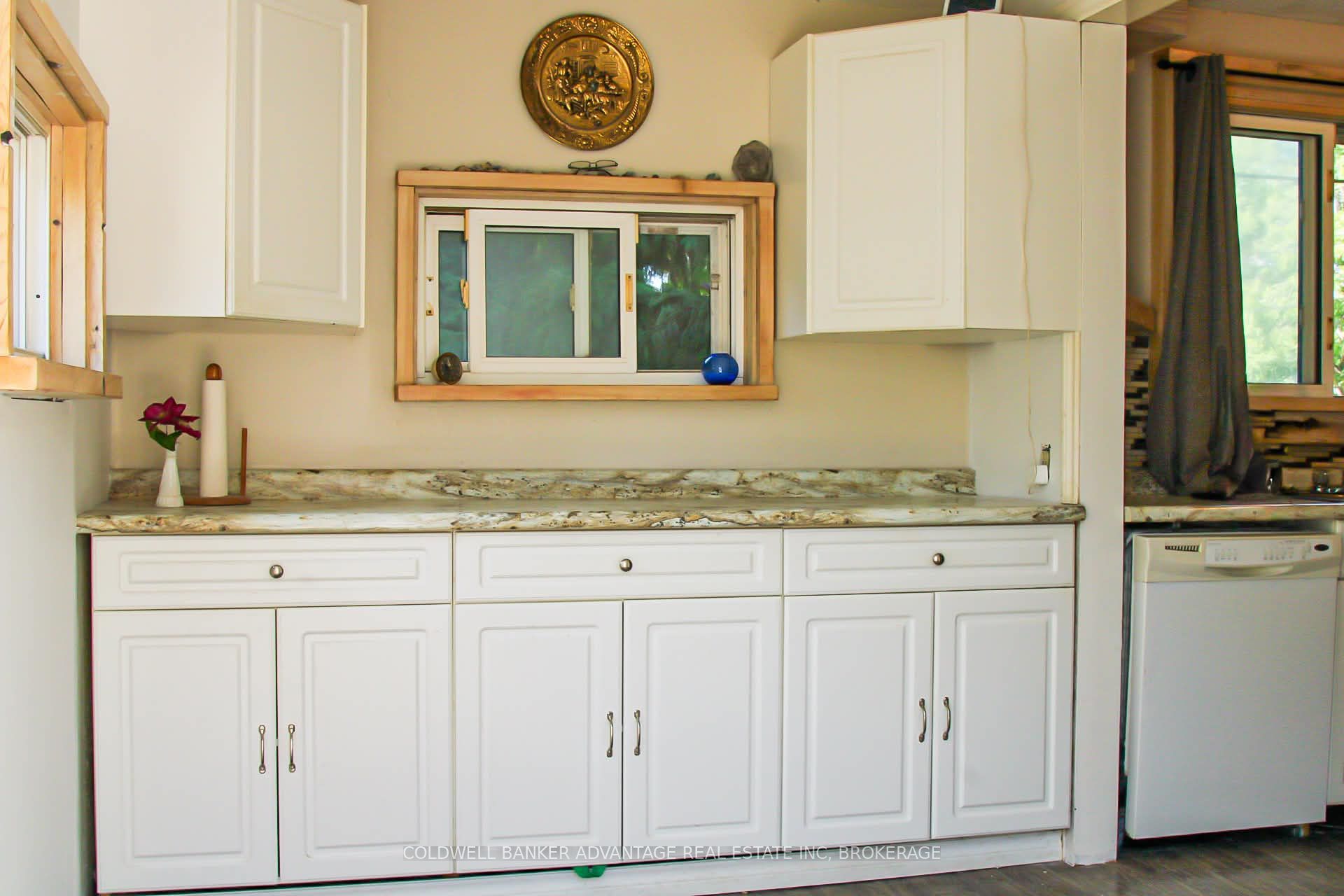 40 Ramey Avenue Property Photo 4