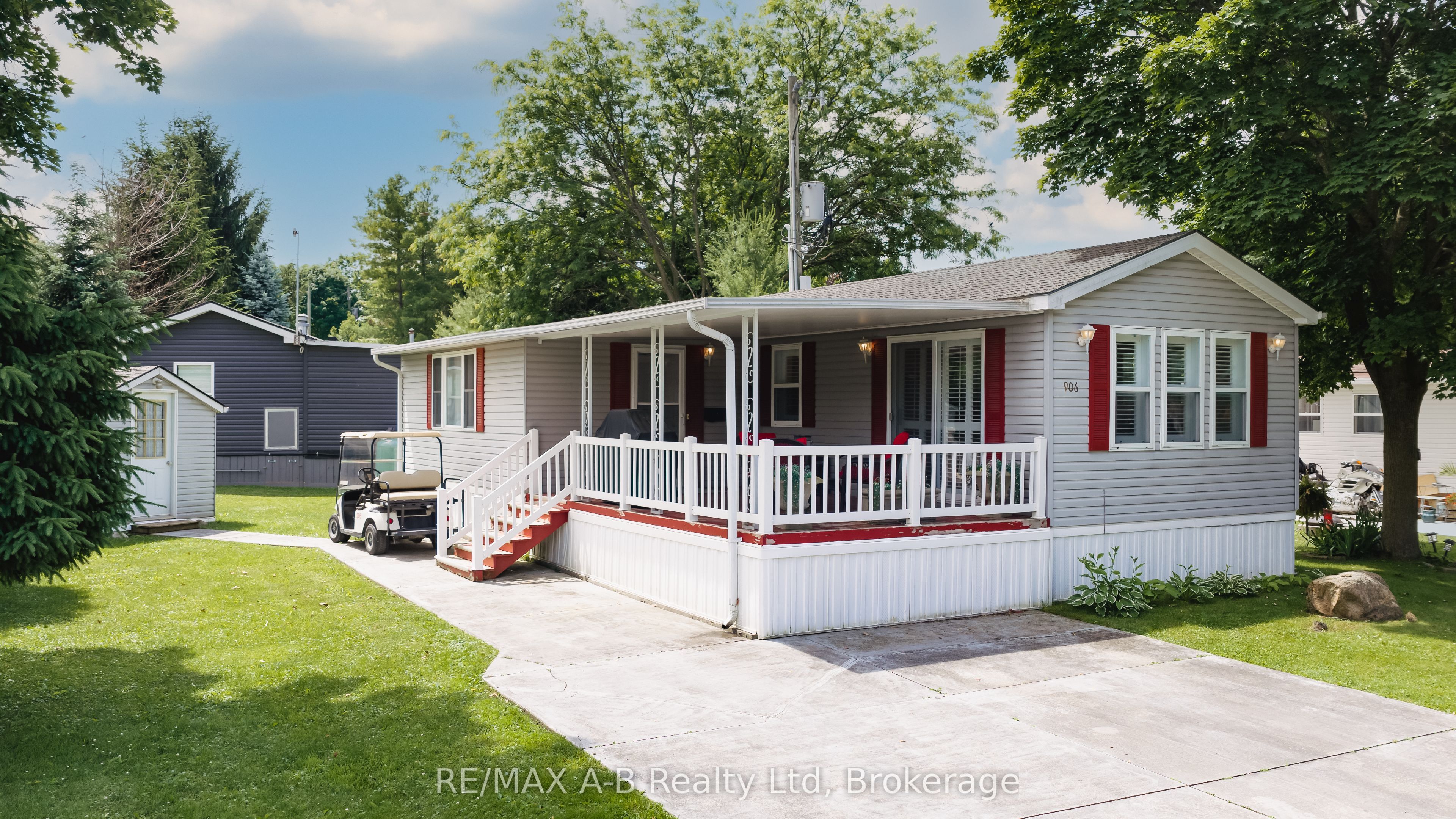 316489 31st Line 906 Property Photo 1