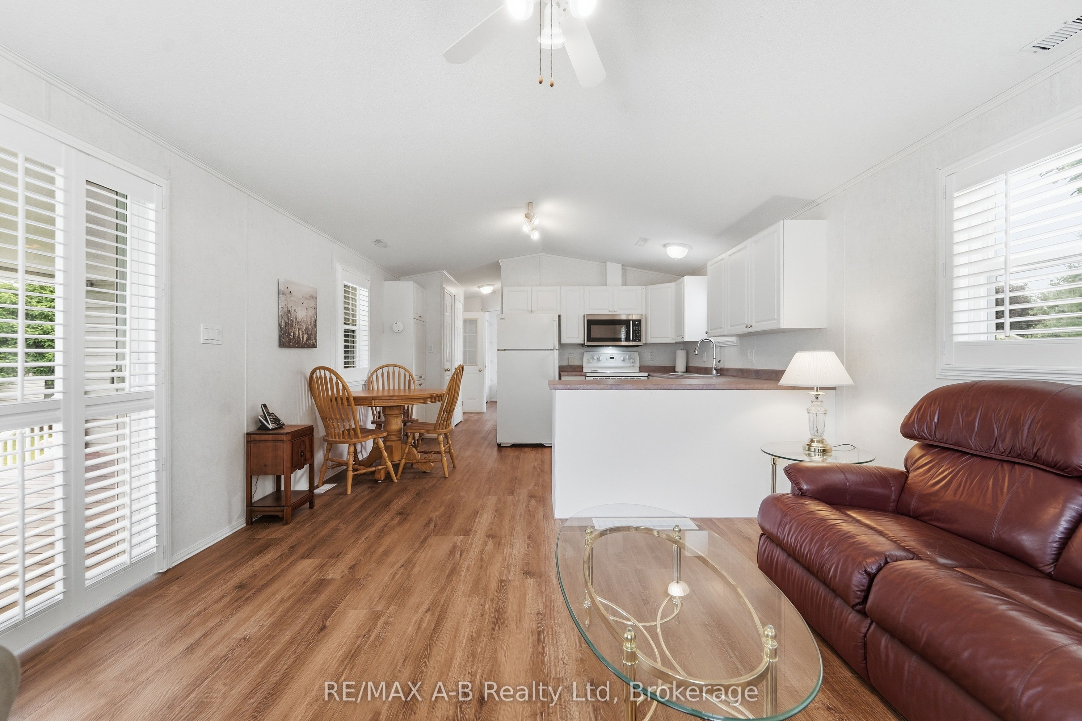 316489 31st Line 906 Property Photo 16