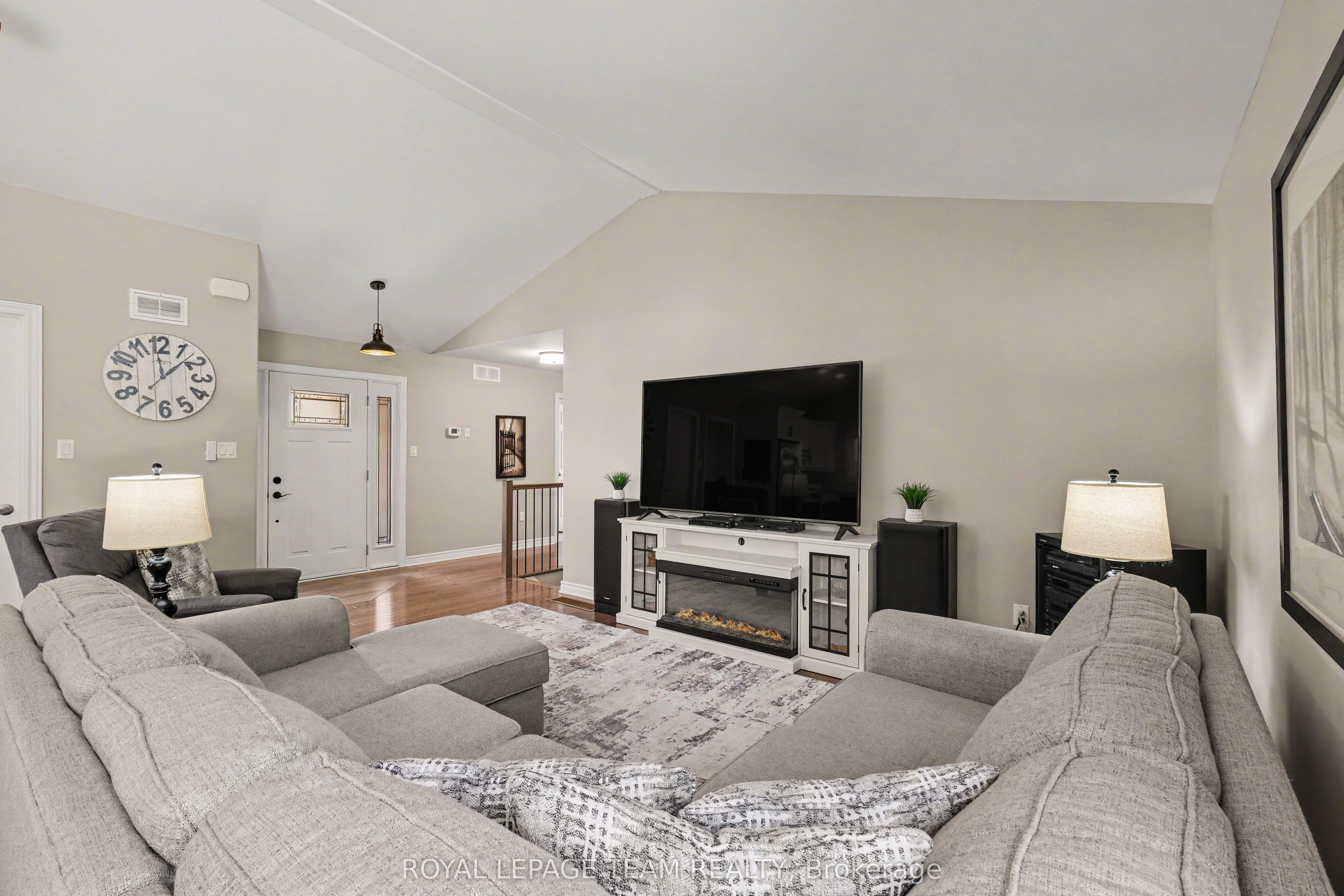 265 Starlight Place Property Photo 18