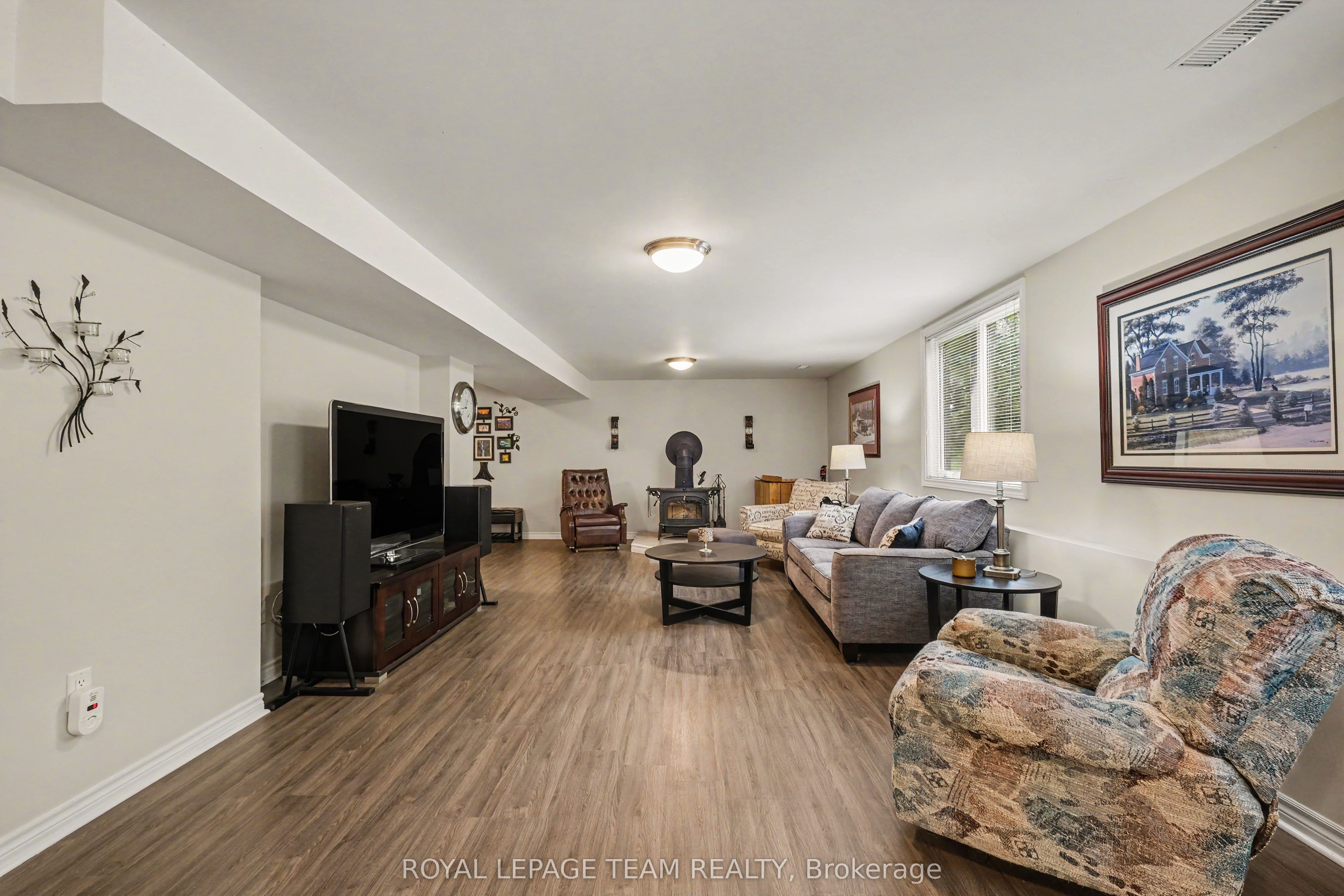 265 Starlight Place Property Photo 35