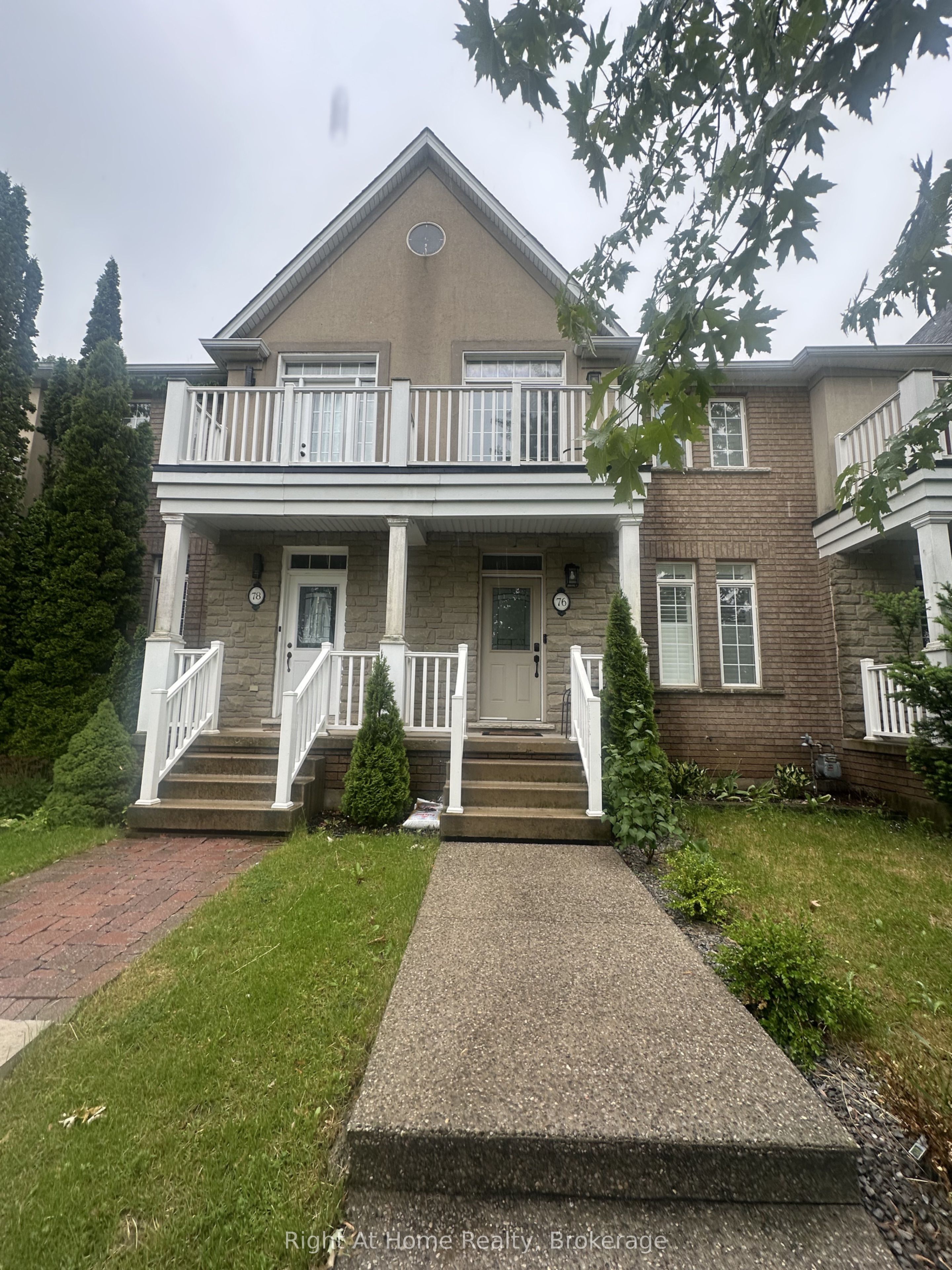 76 Easthampton Road Property Photo 1