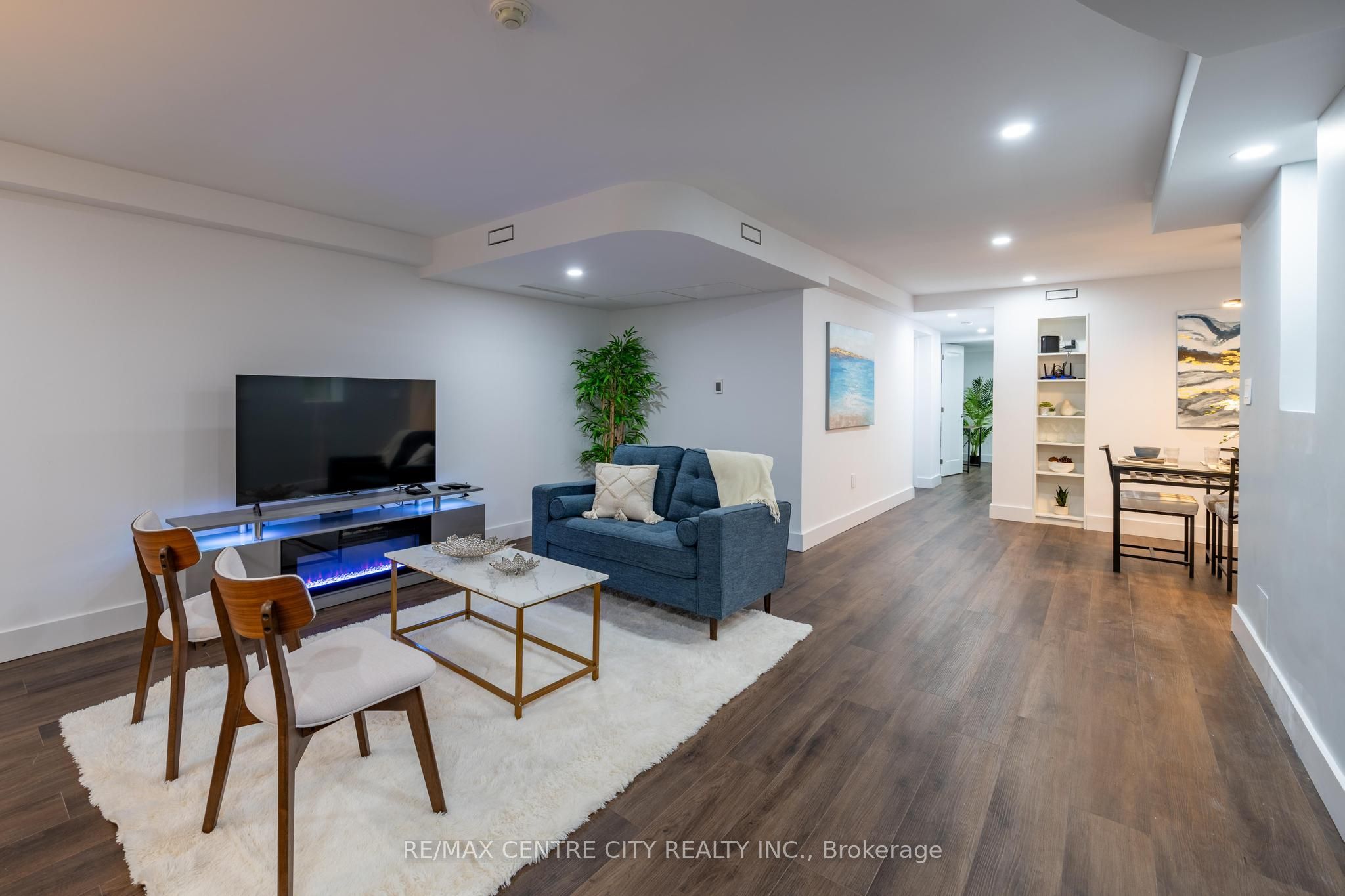 280 S Queens Avenue 1 Property Photo 14