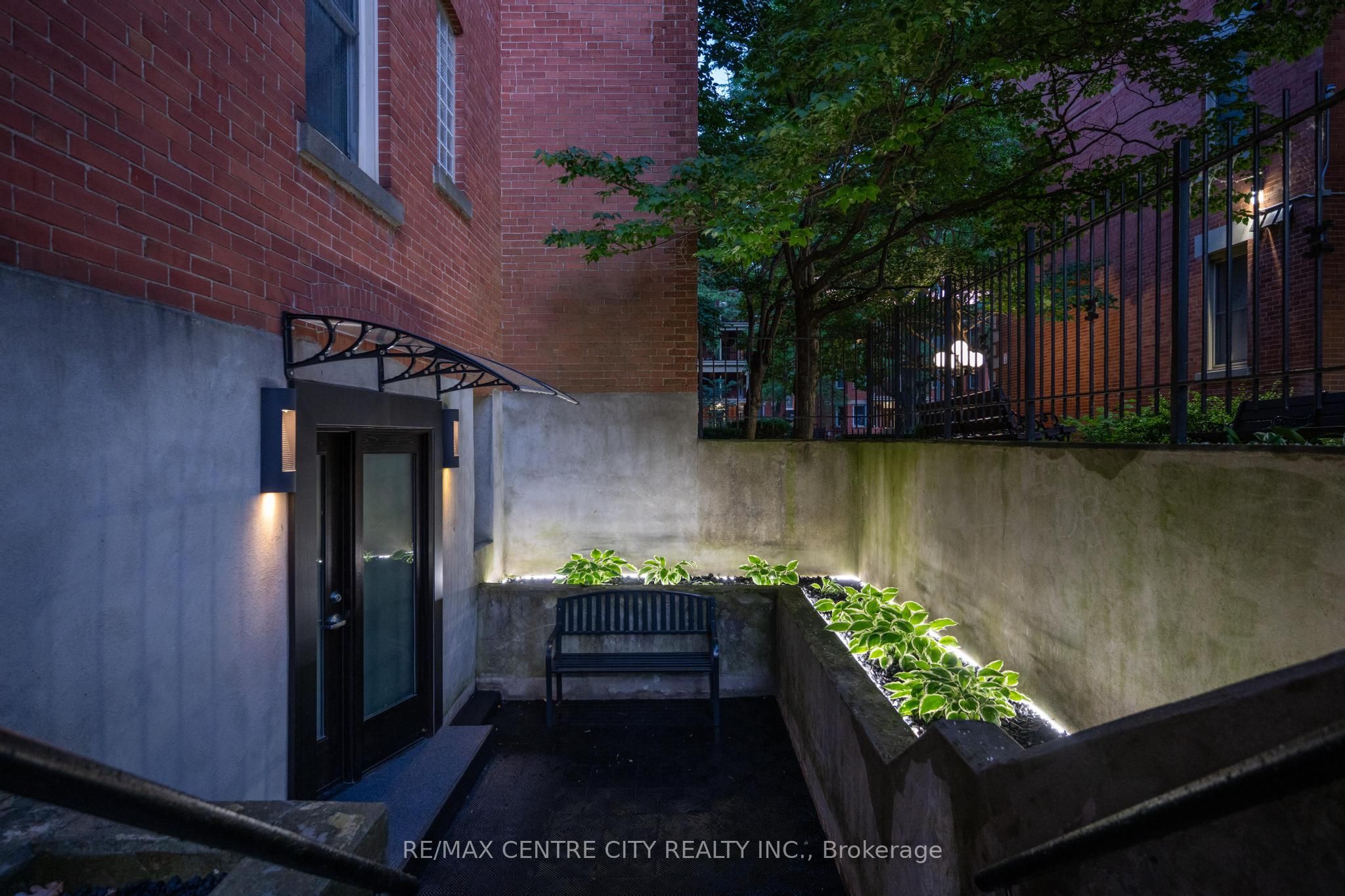 280 S Queens Avenue 1 Property Photo 29