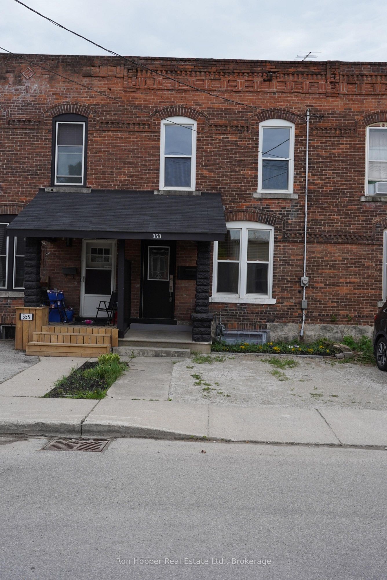 353 11th Street E Property Photo 1