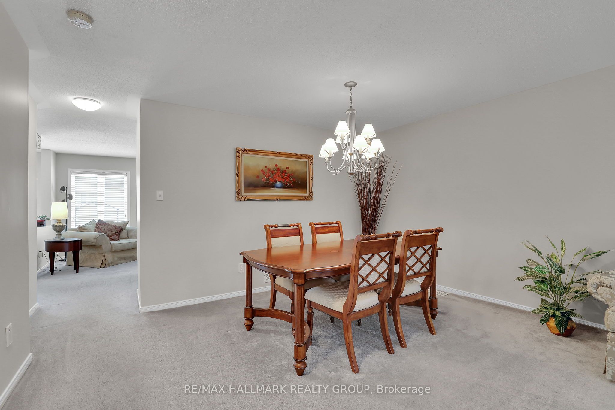 634 Aquaview Drive Property Photo 4