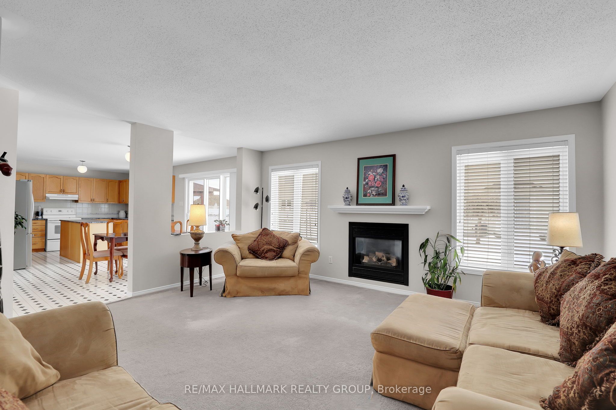634 Aquaview Drive Property Photo 10