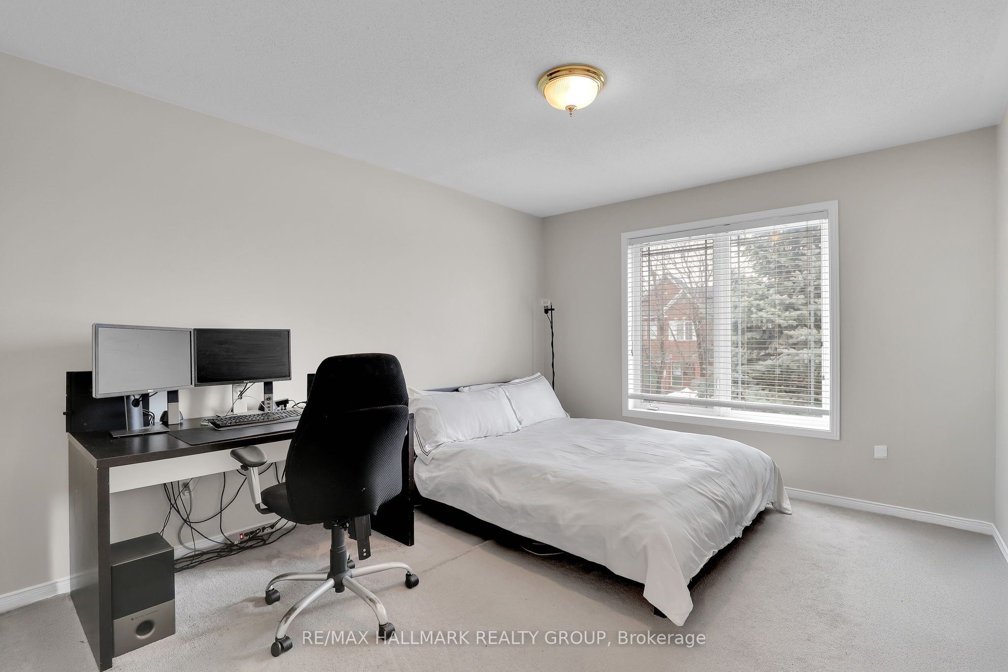 634 Aquaview Drive Property Photo 16