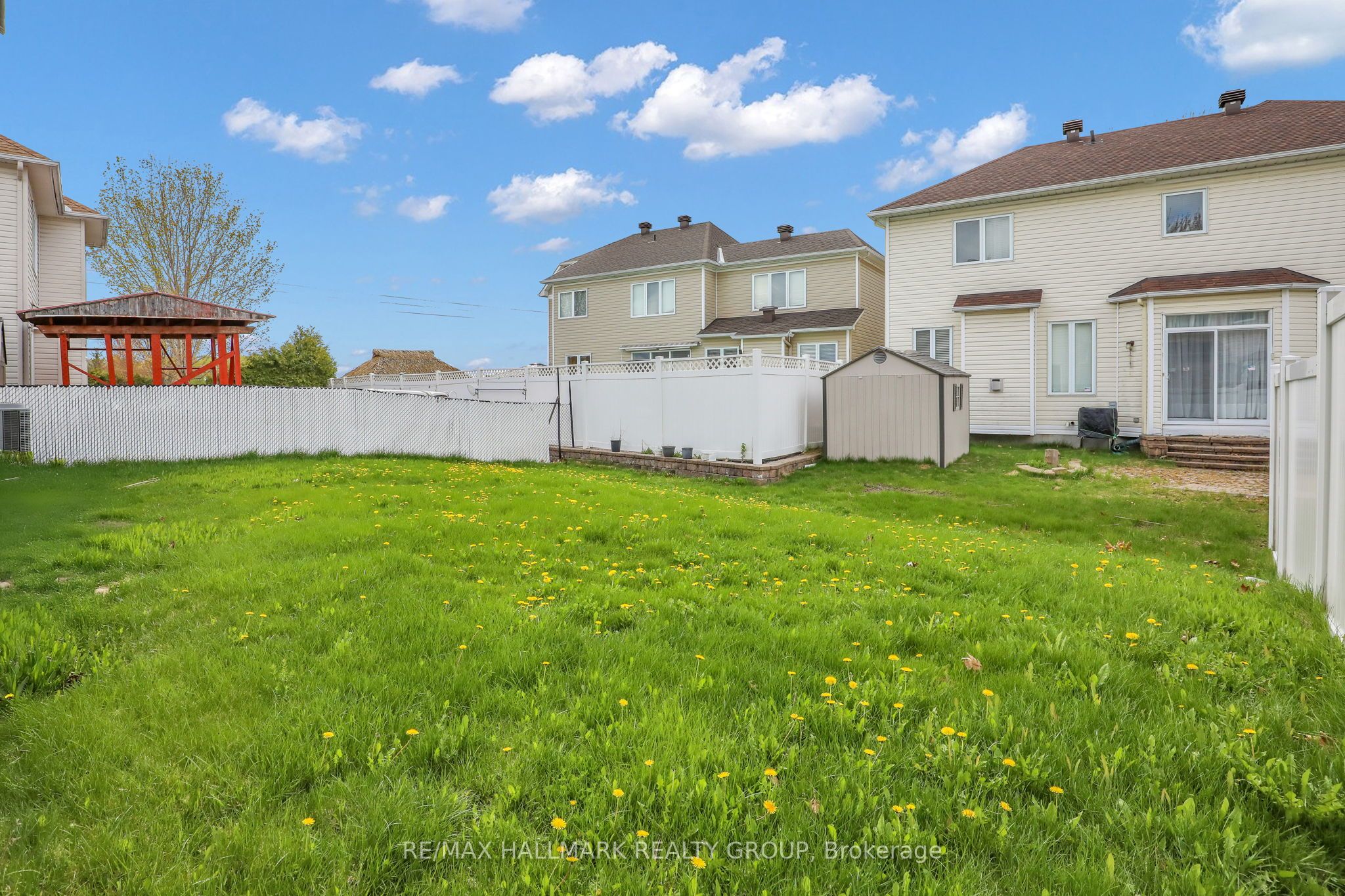 634 Aquaview Drive Property Photo 17