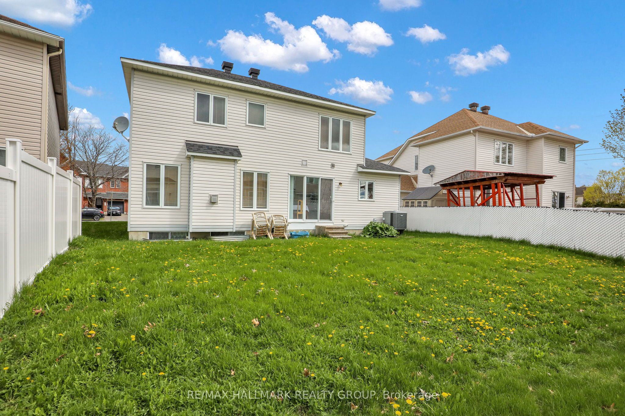 634 Aquaview Drive Property Photo 18