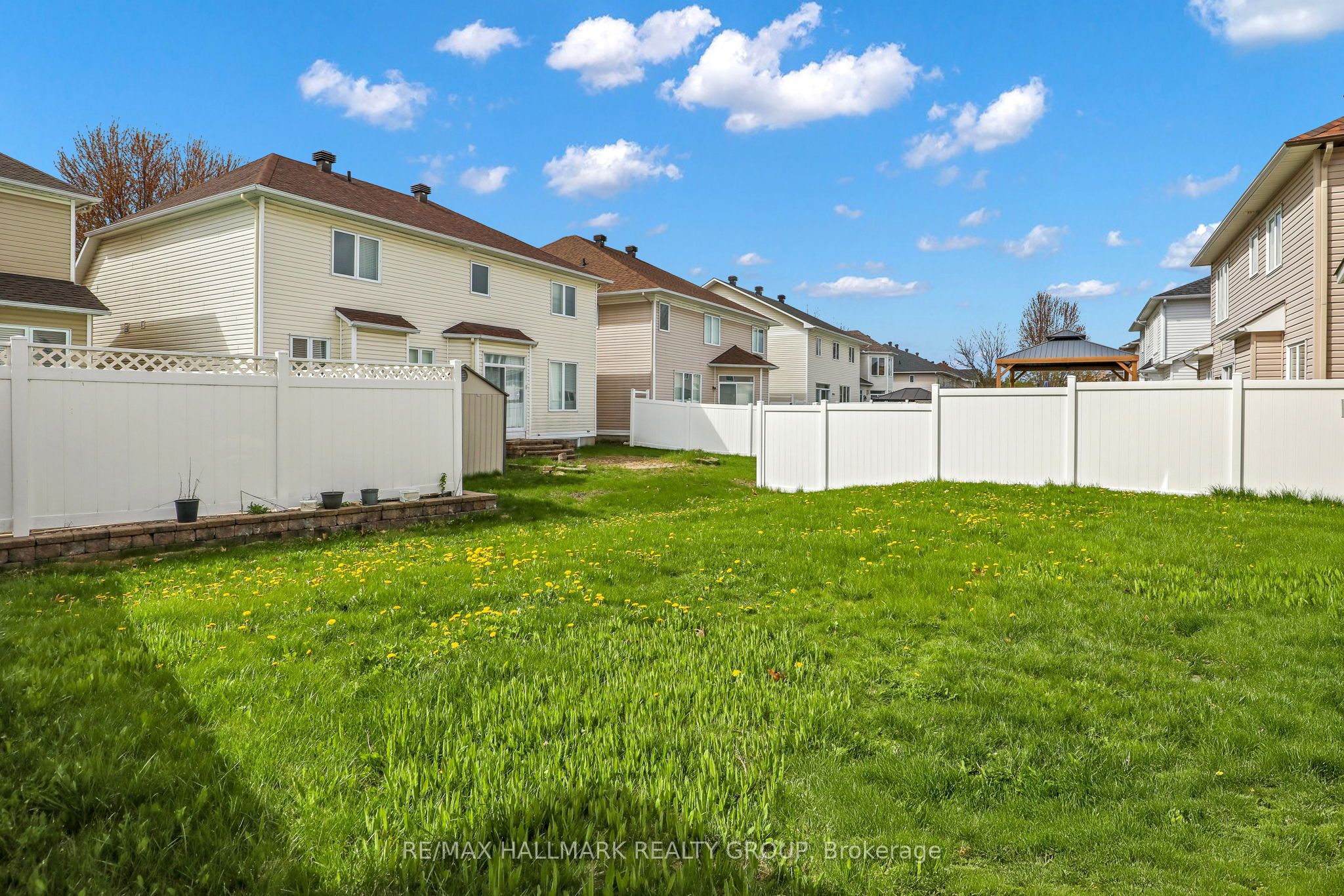 634 Aquaview Drive Property Photo 19