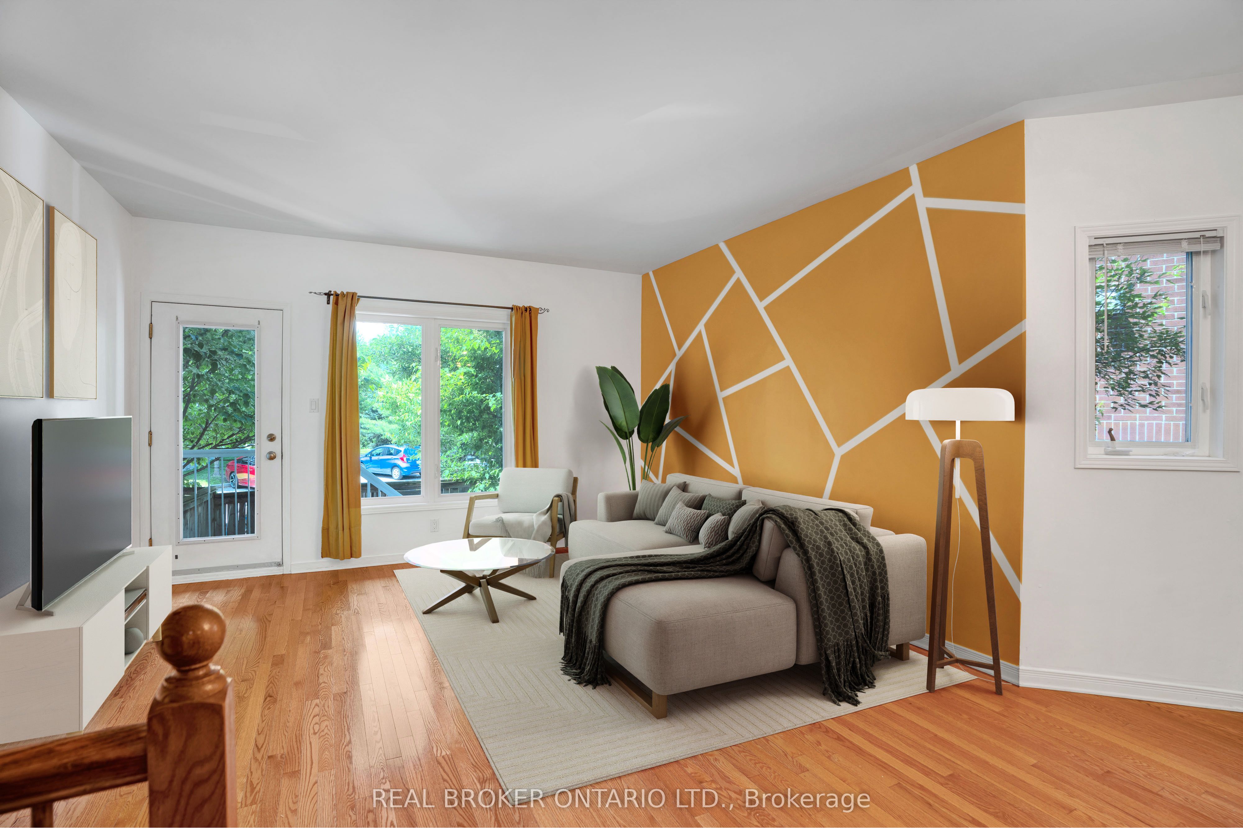 292 London Terrace Property Photo 13