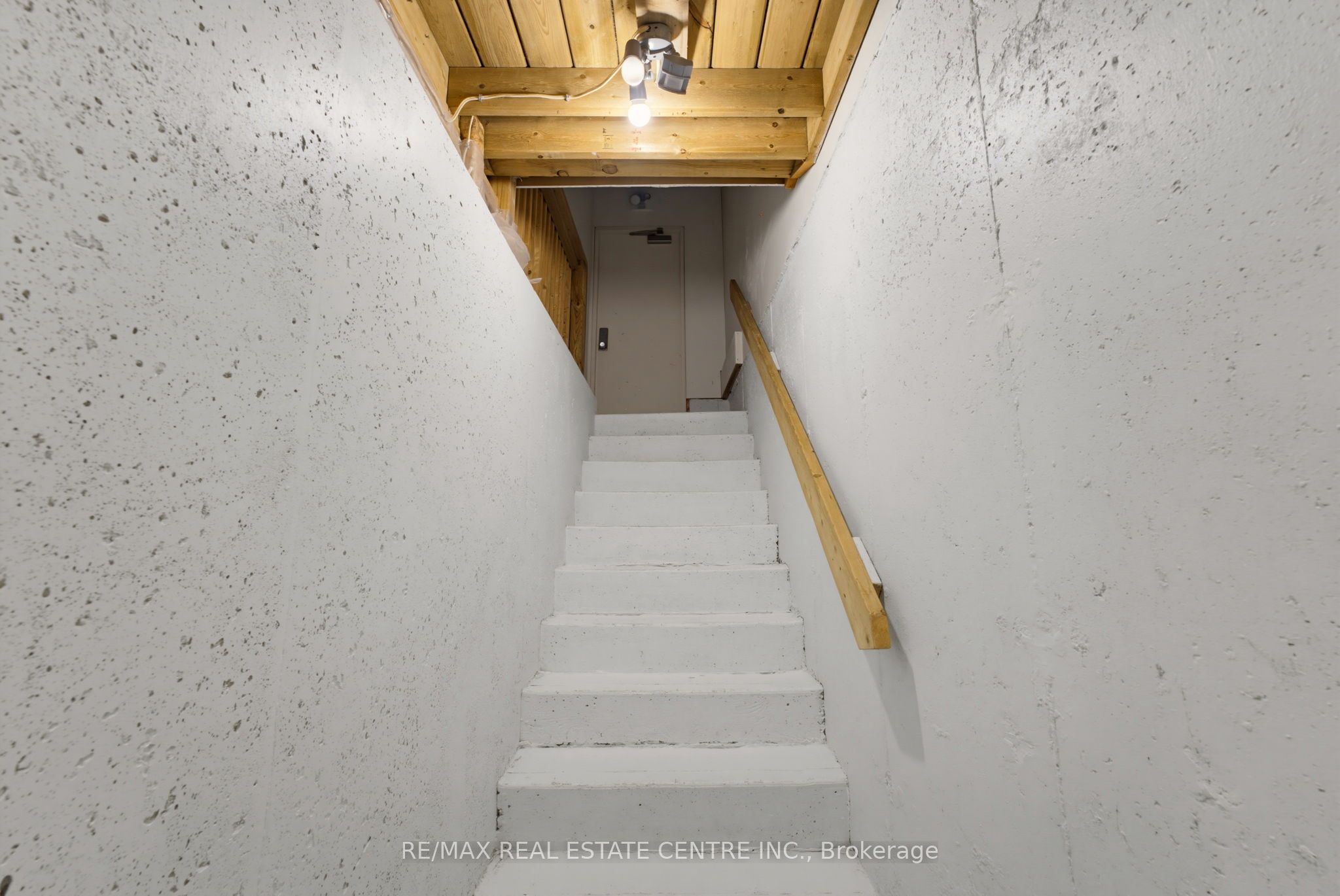 417 Cooper Street Property Photo 27