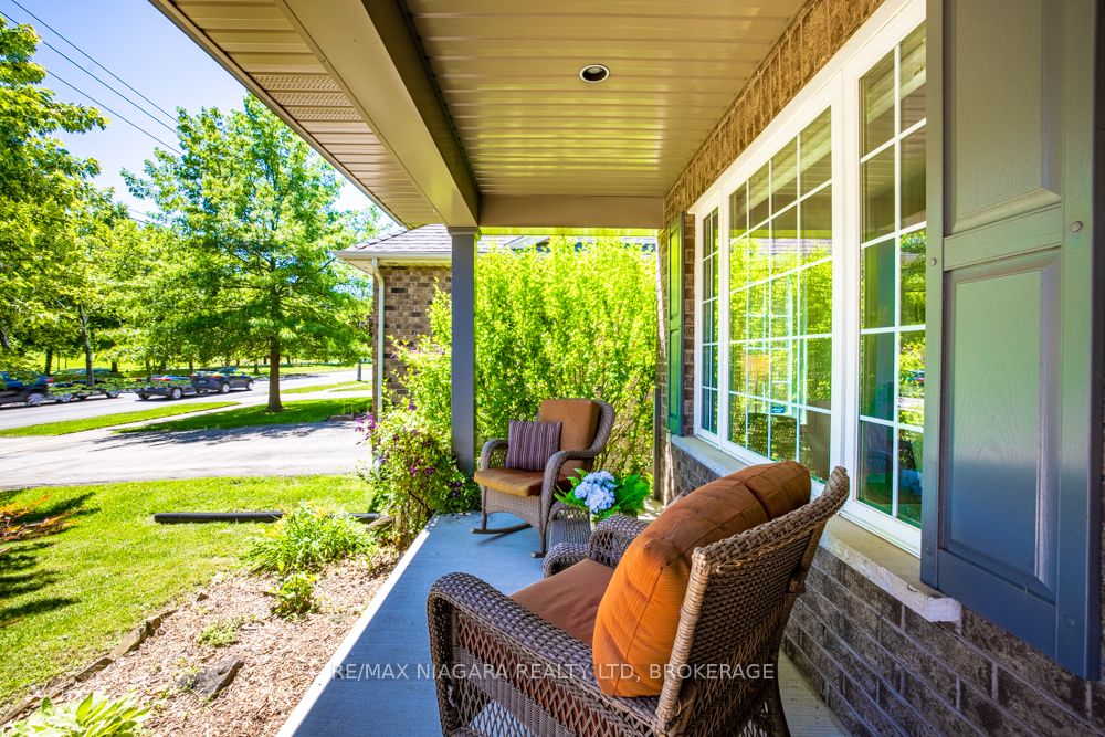374 Pelham Road Property Photo 4