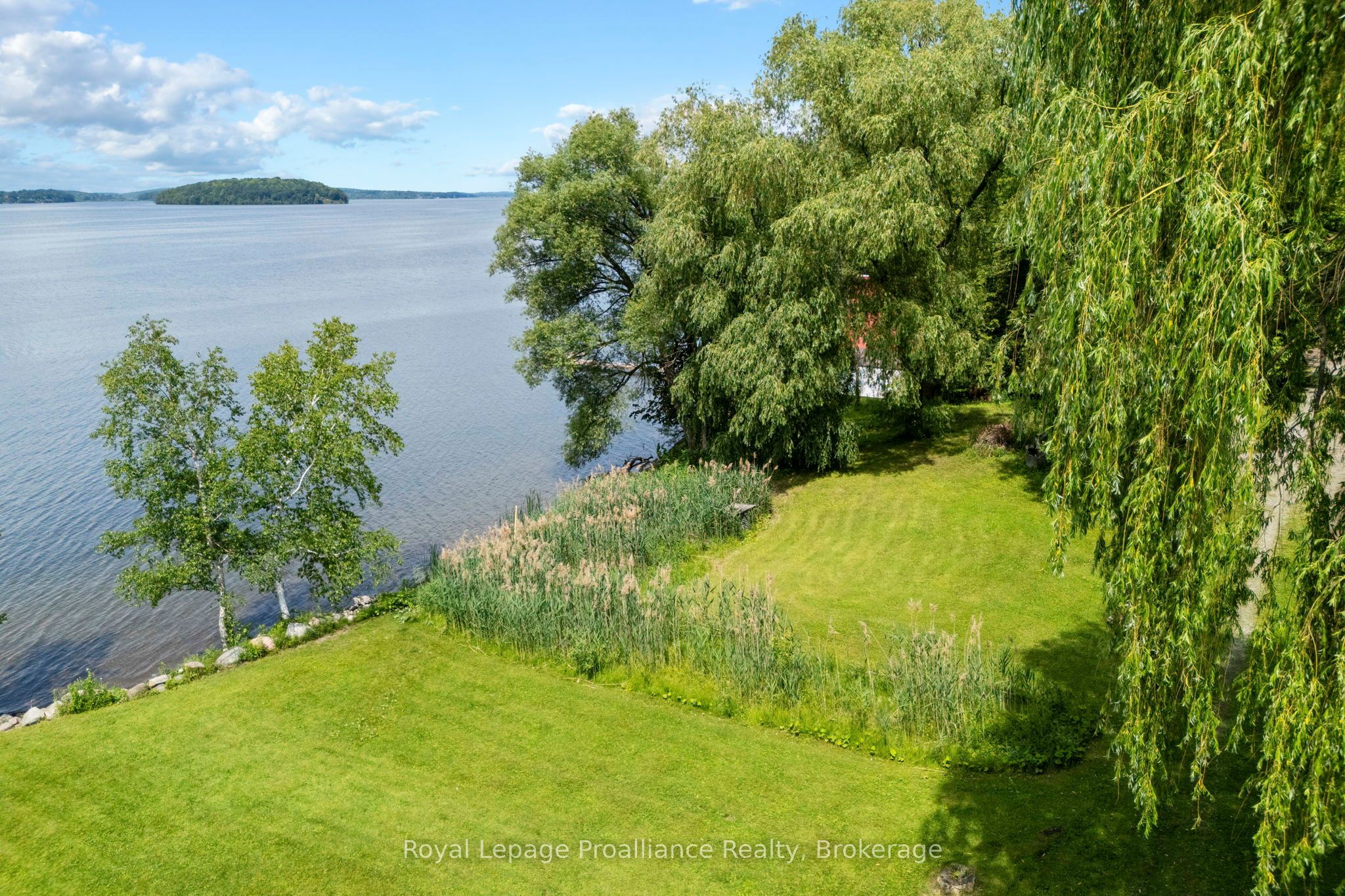 5248 King Road Property Photo 2