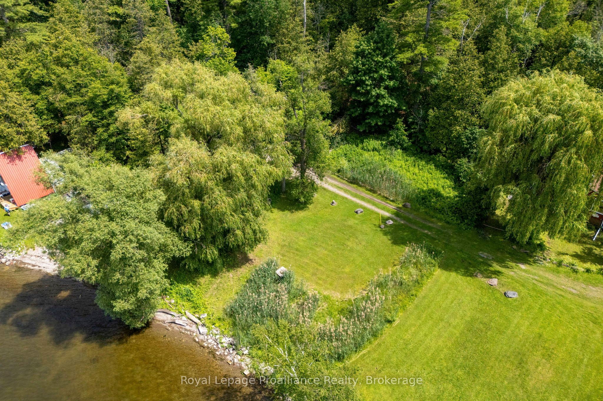 5248 King Road Property Photo 3