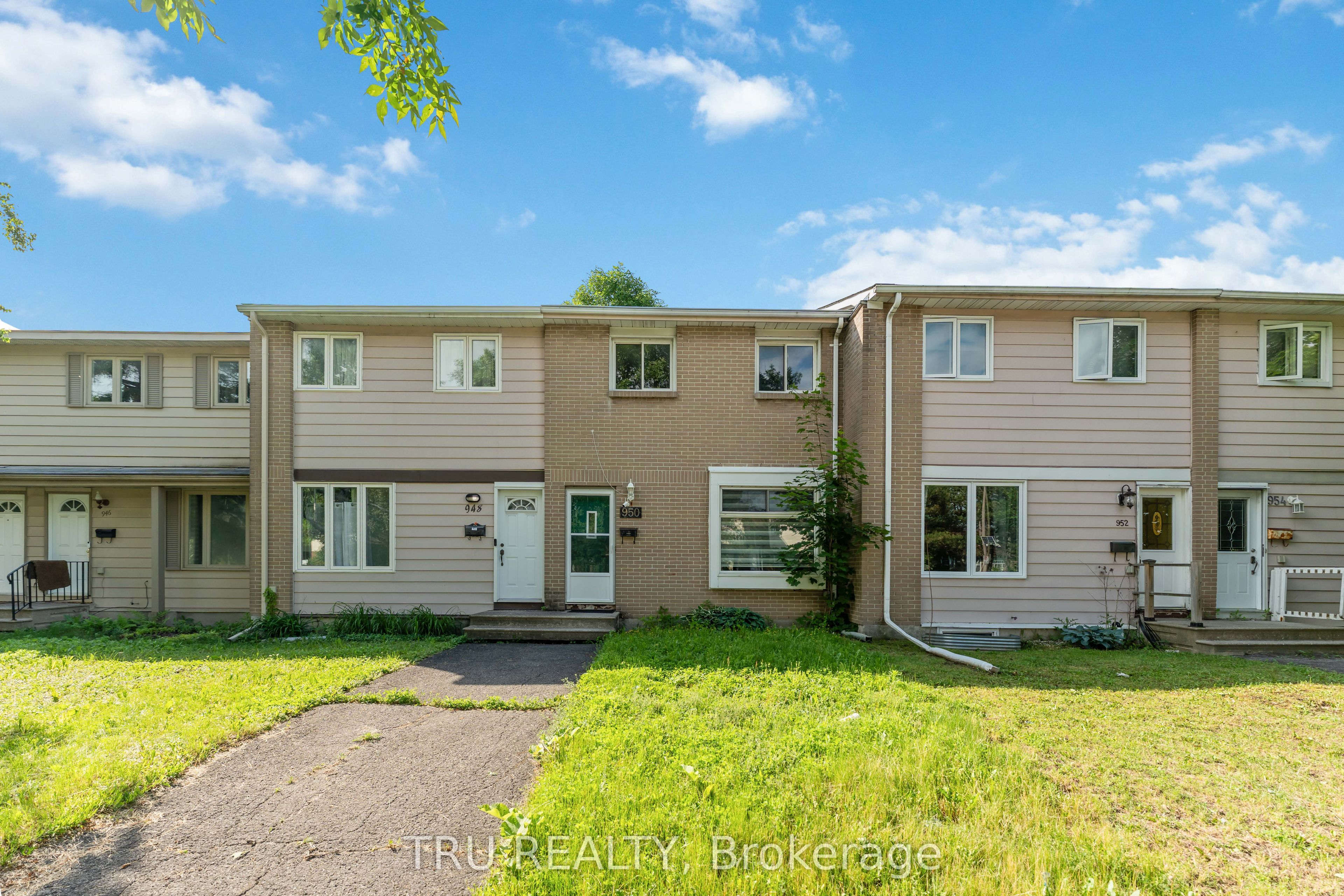 950 Meadowlands Drive