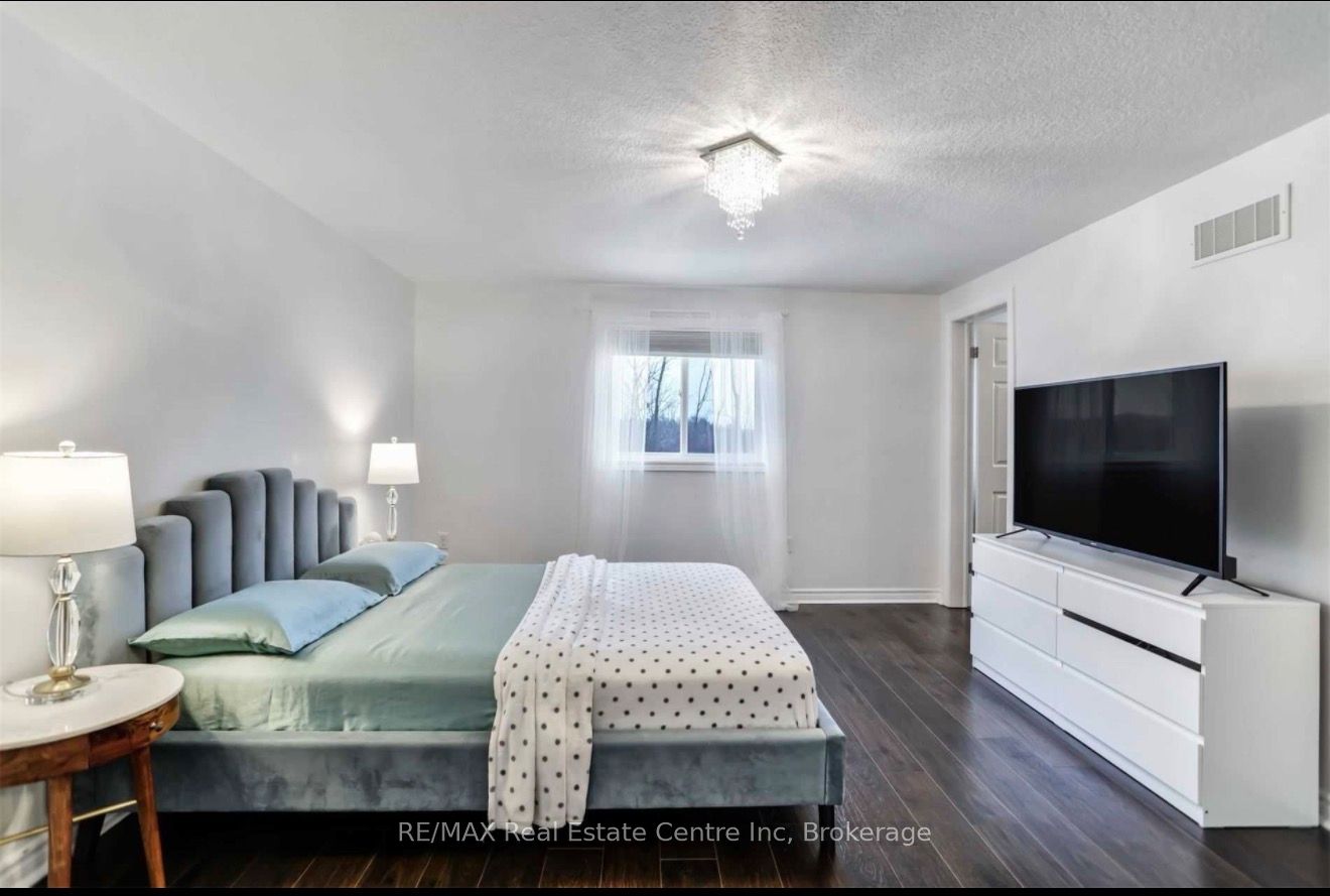 88 Mussen Street Property Photo 9