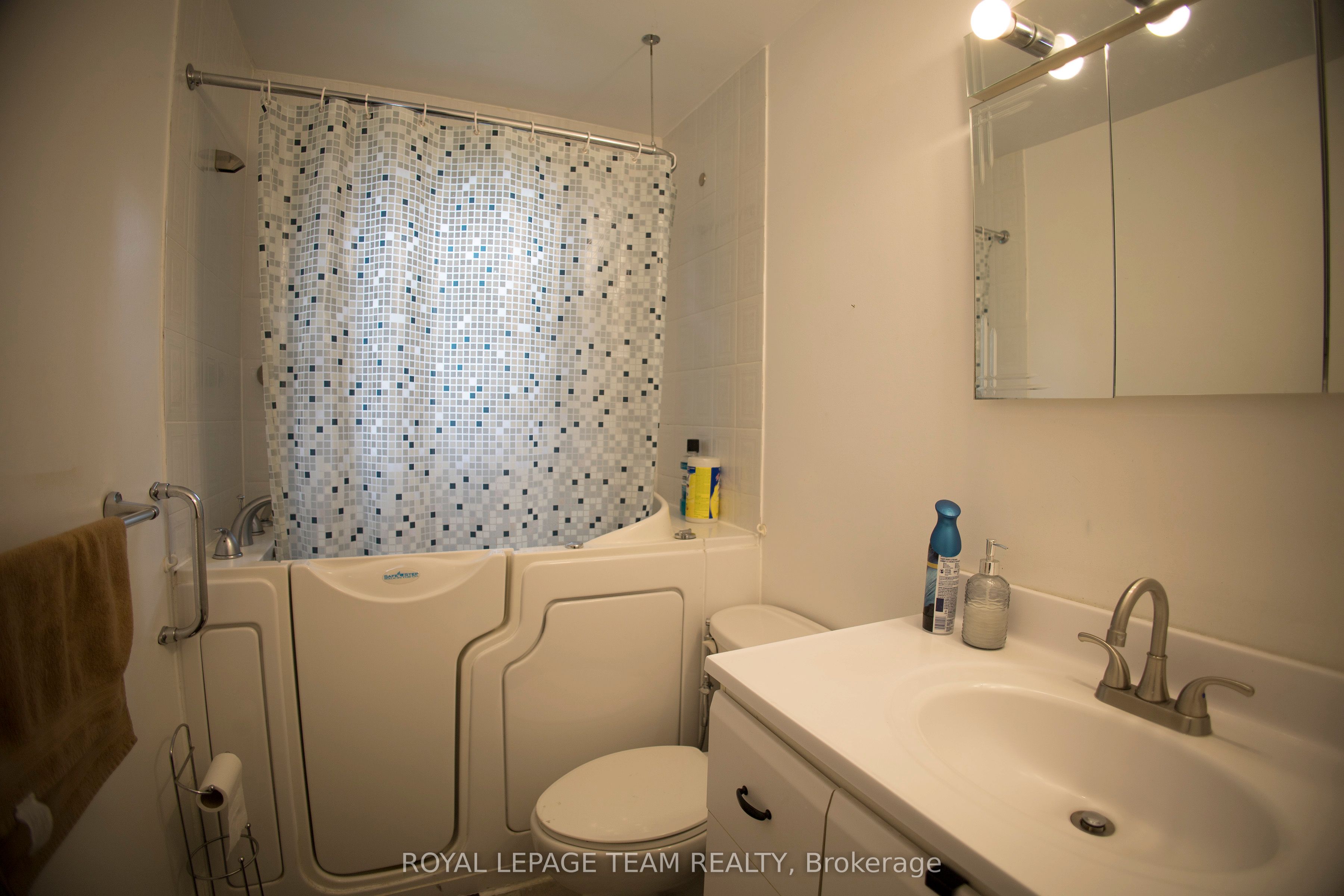 1339 Kilborn Avenue Property Photo 23