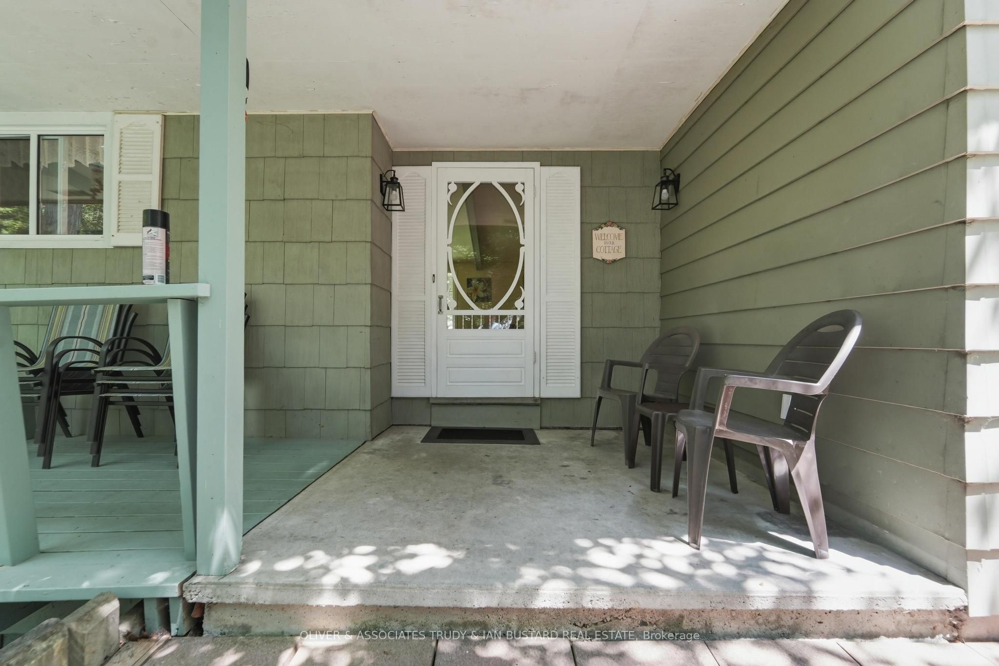 10294 S Brewster Boulevard S Property Photo 7