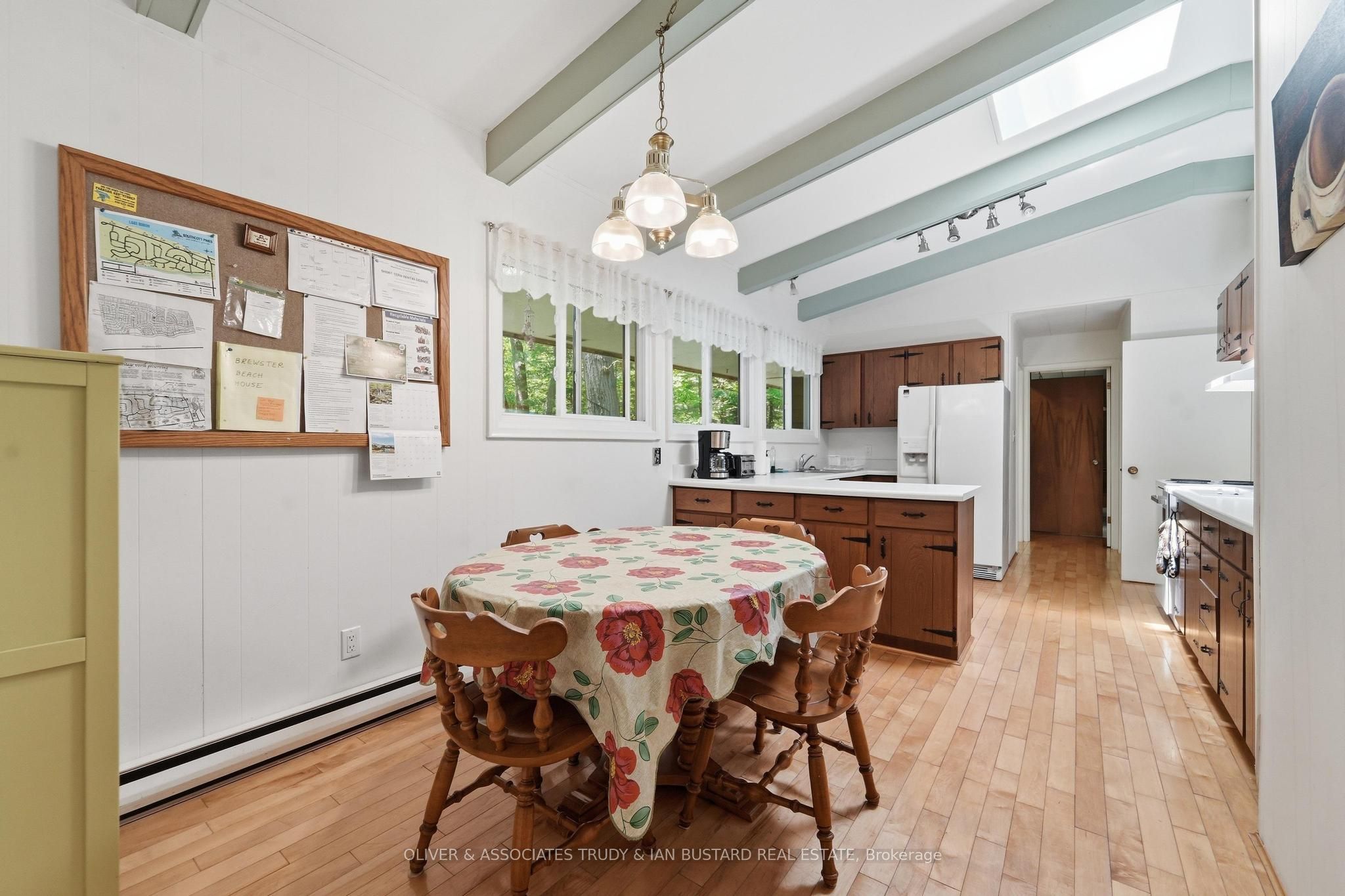 10294 S Brewster Boulevard S Property Photo 10