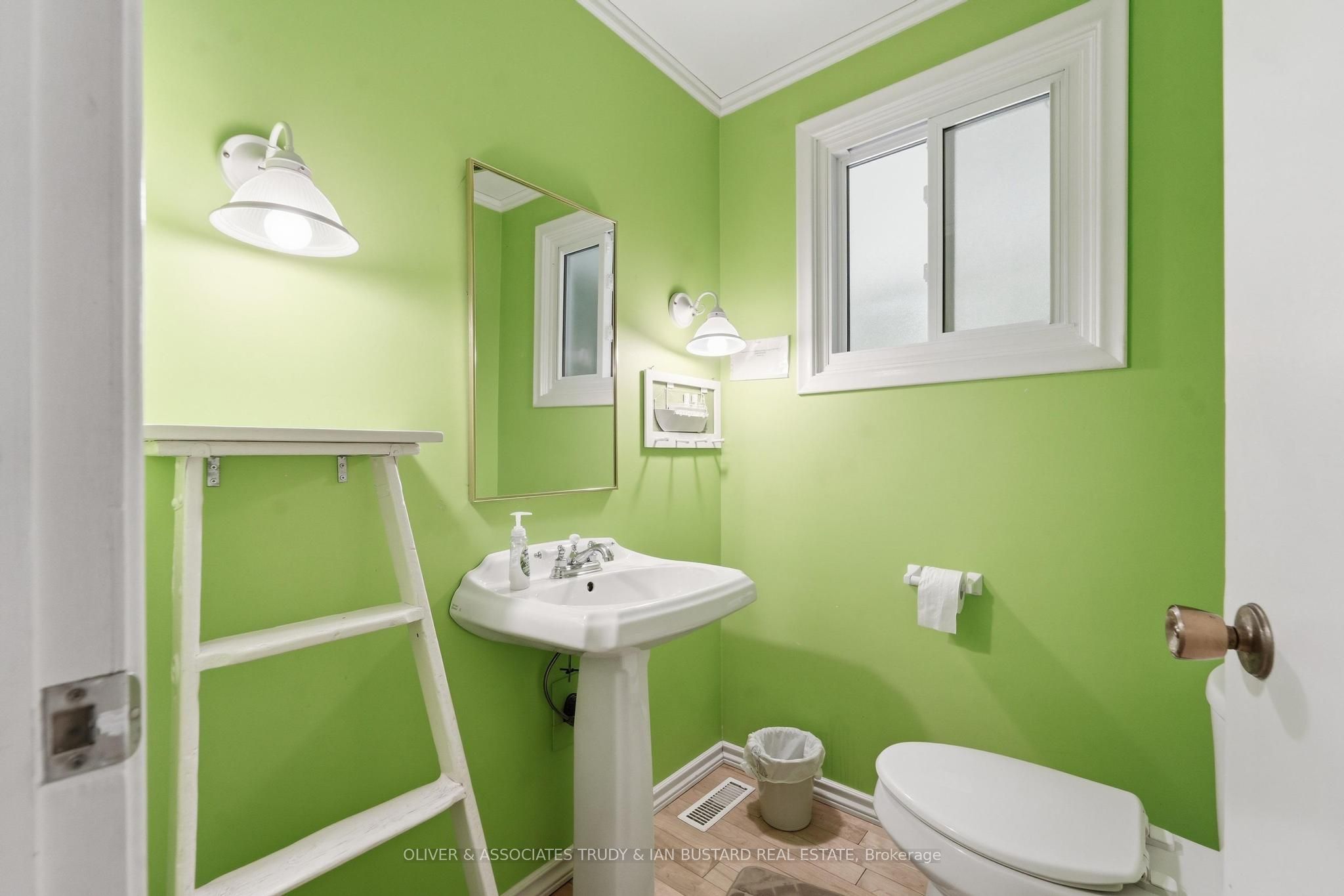 10294 S Brewster Boulevard S Property Photo 25
