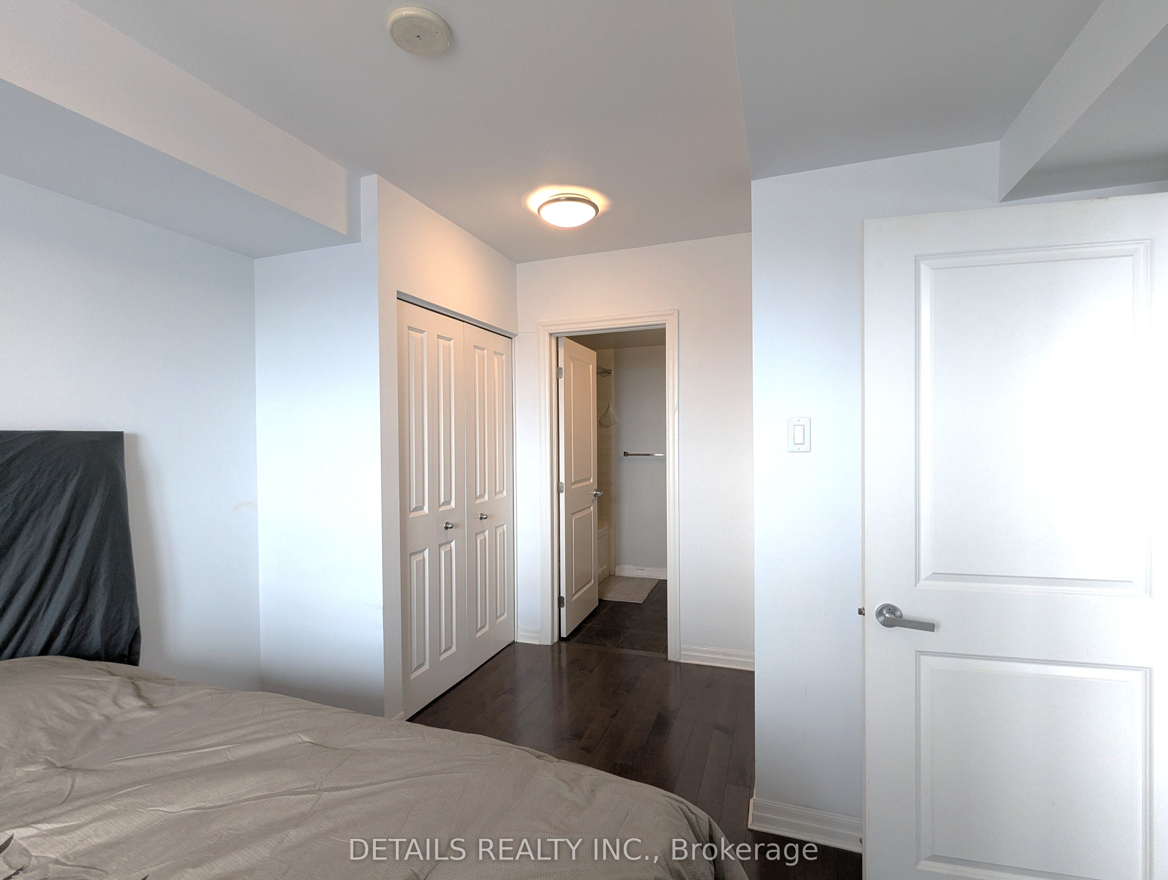 195 Besserer Street 2102 Property Photo 18