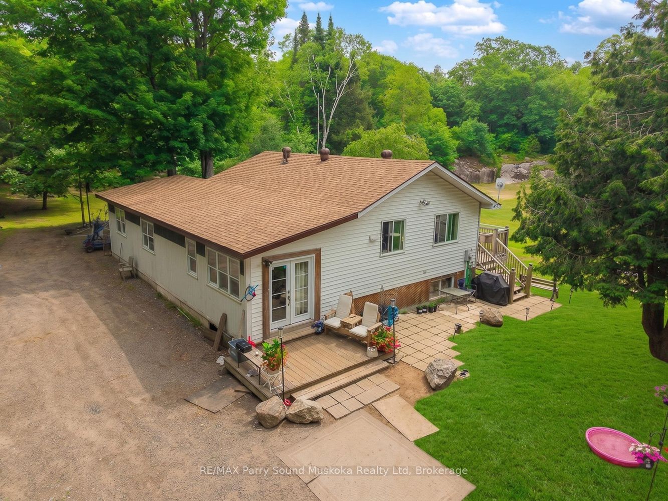 15 Toronto Lake Road Property Photo 37