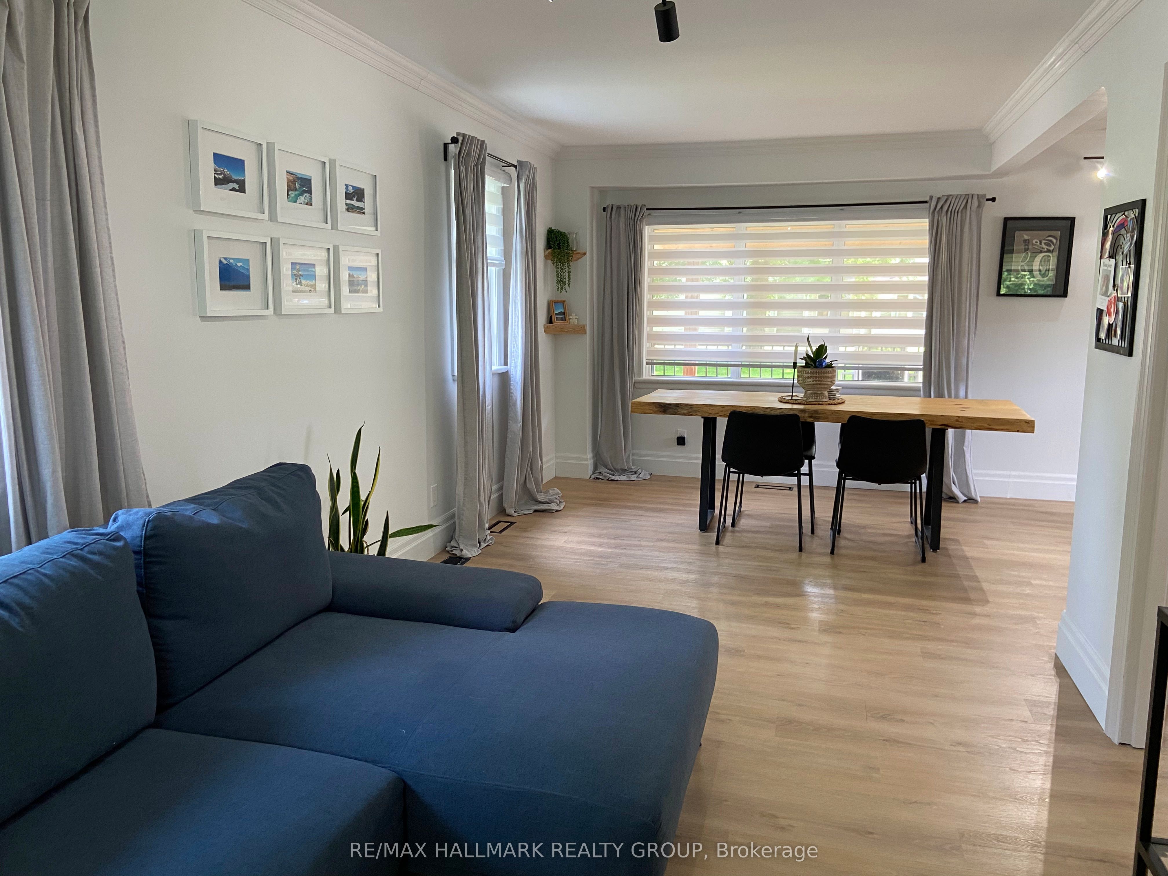 2545 Market Street Property Photo 9