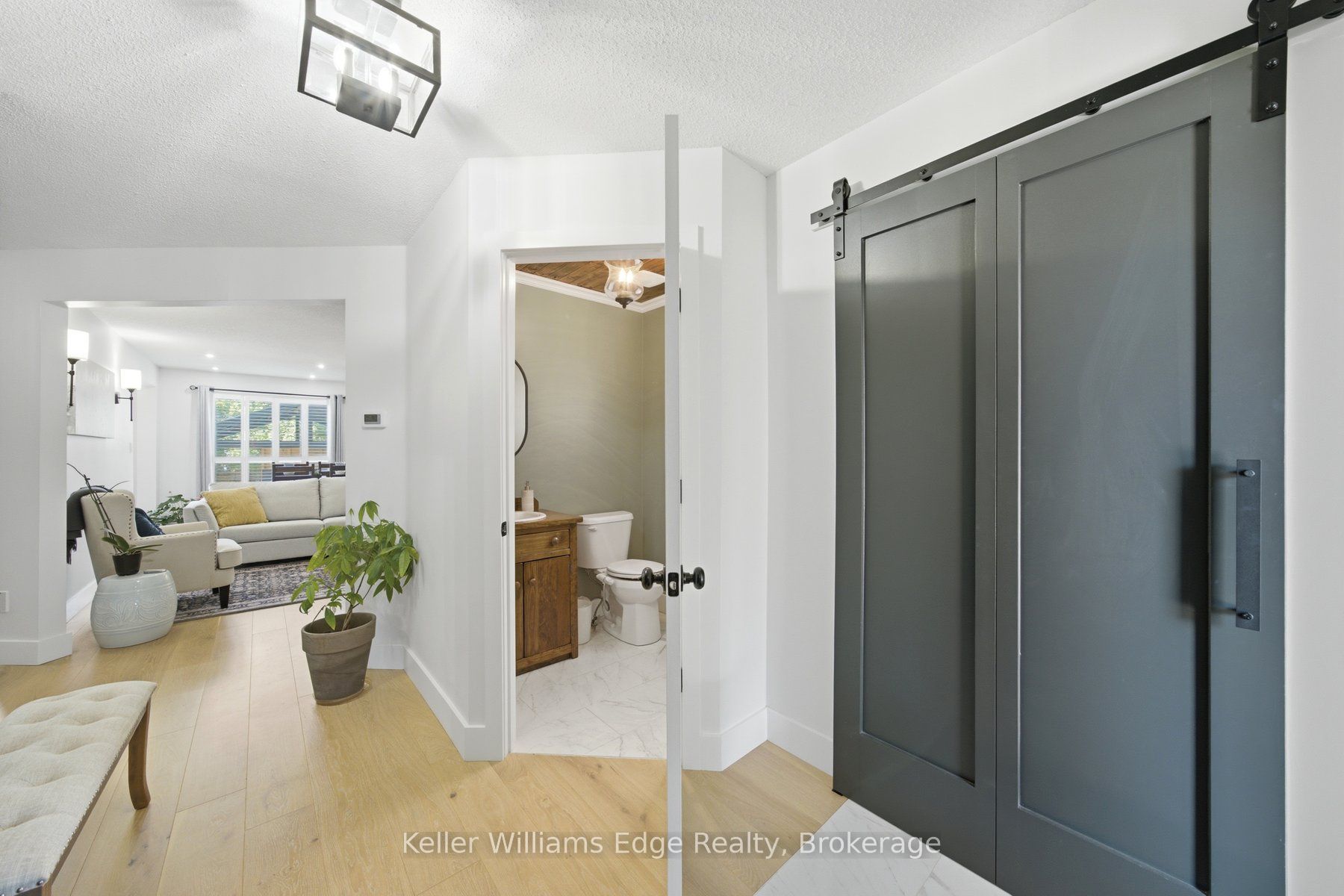 35 Rosebury Way Property Photo 3