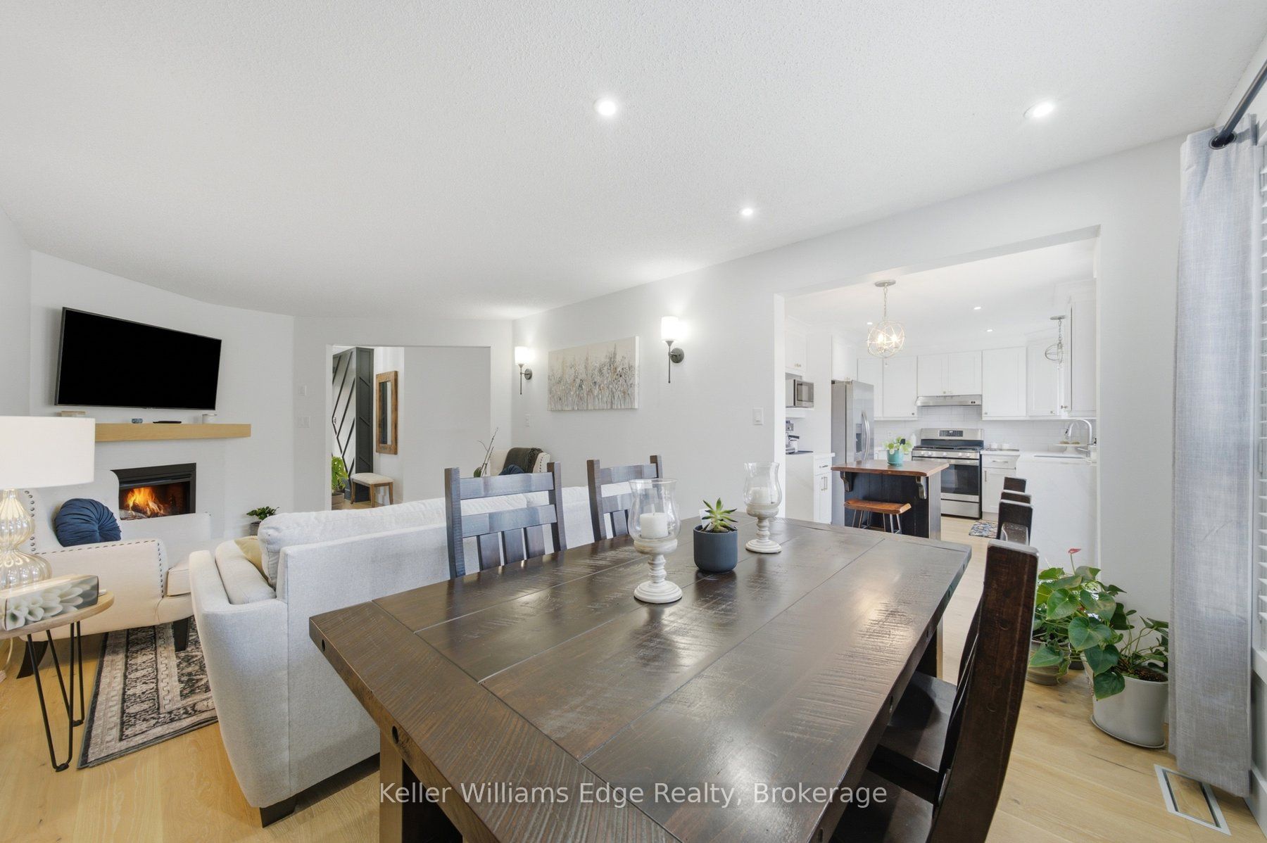 35 Rosebury Way Property Photo 9