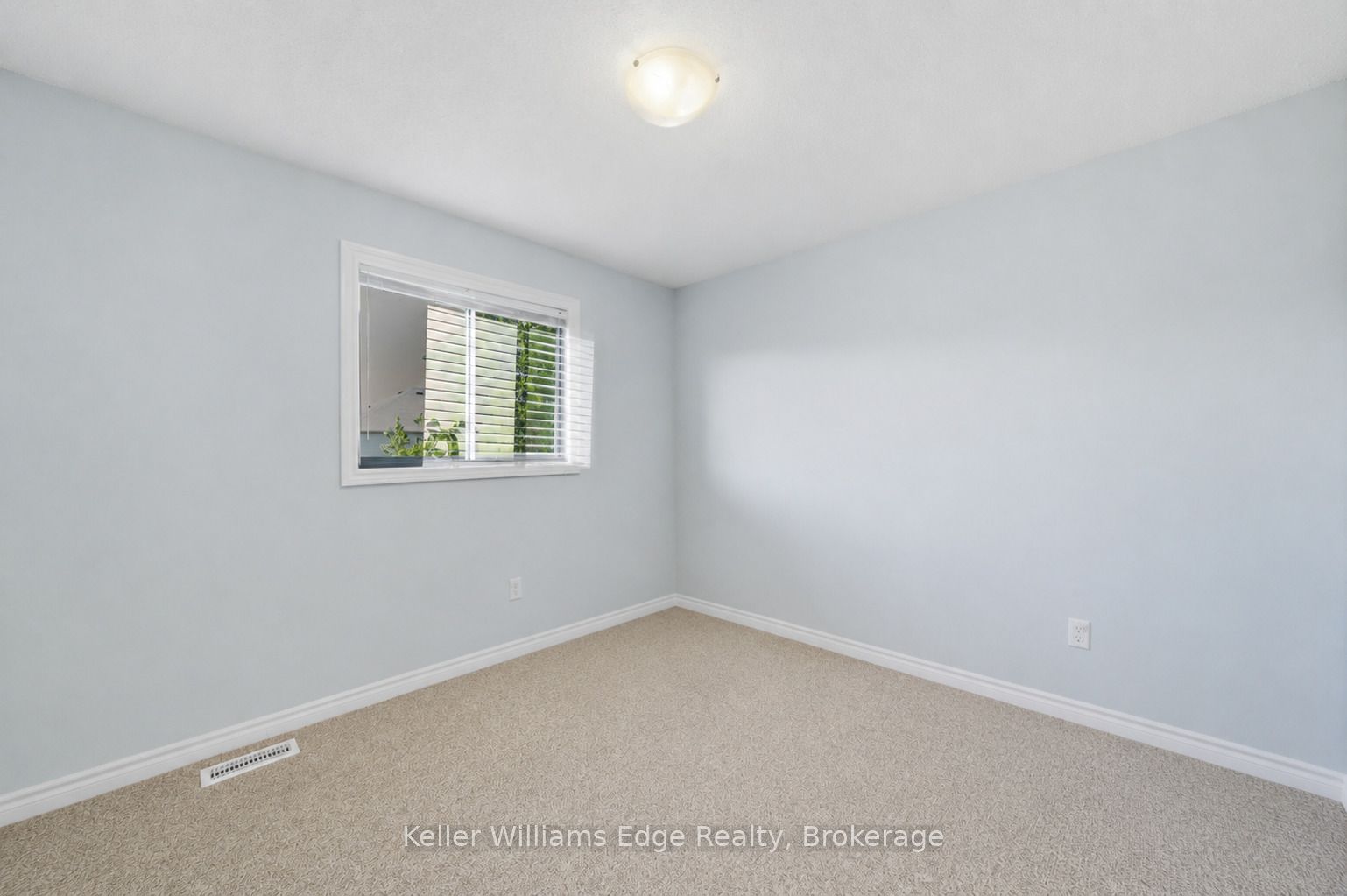 35 Rosebury Way Property Photo 25