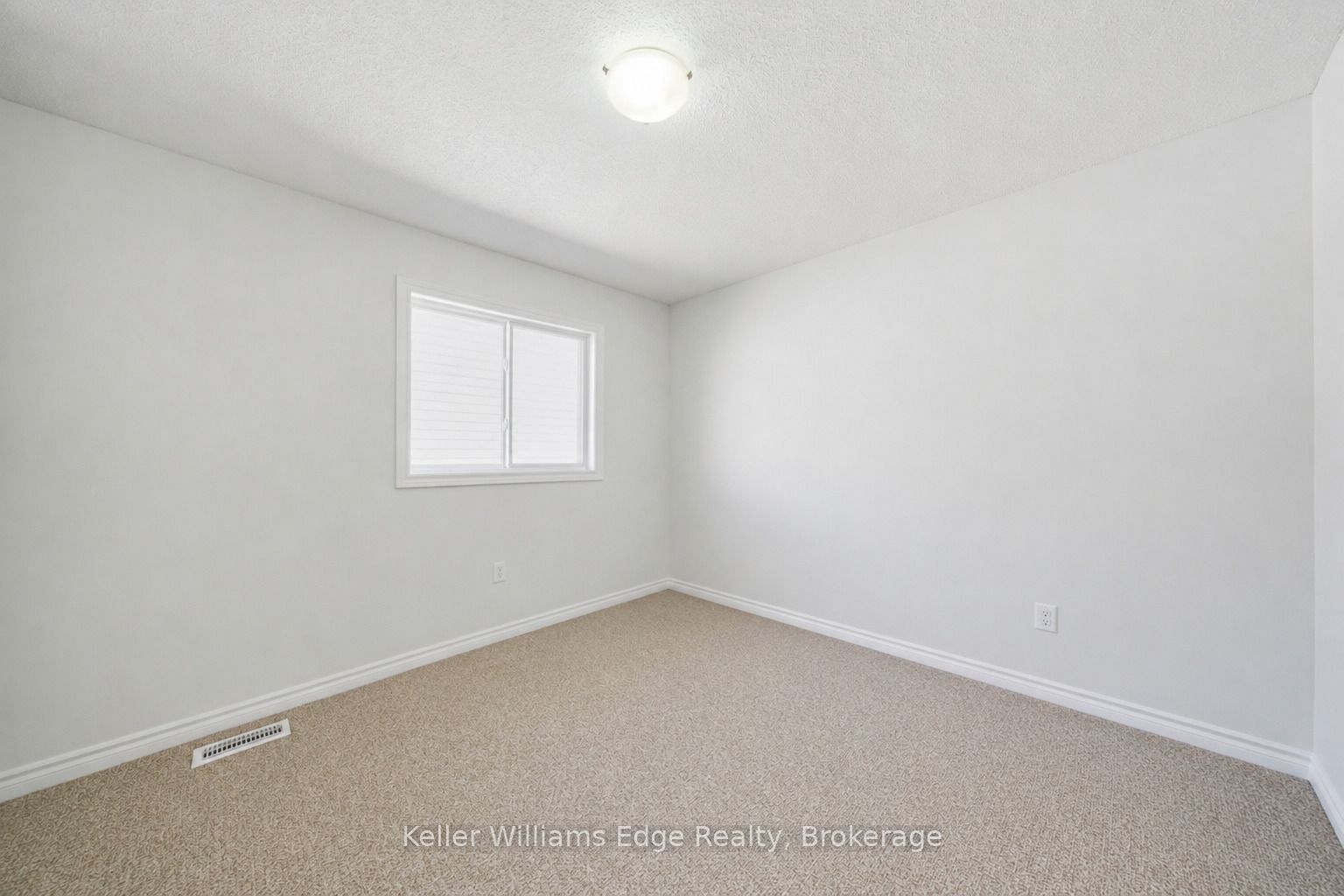 35 Rosebury Way Property Photo 26