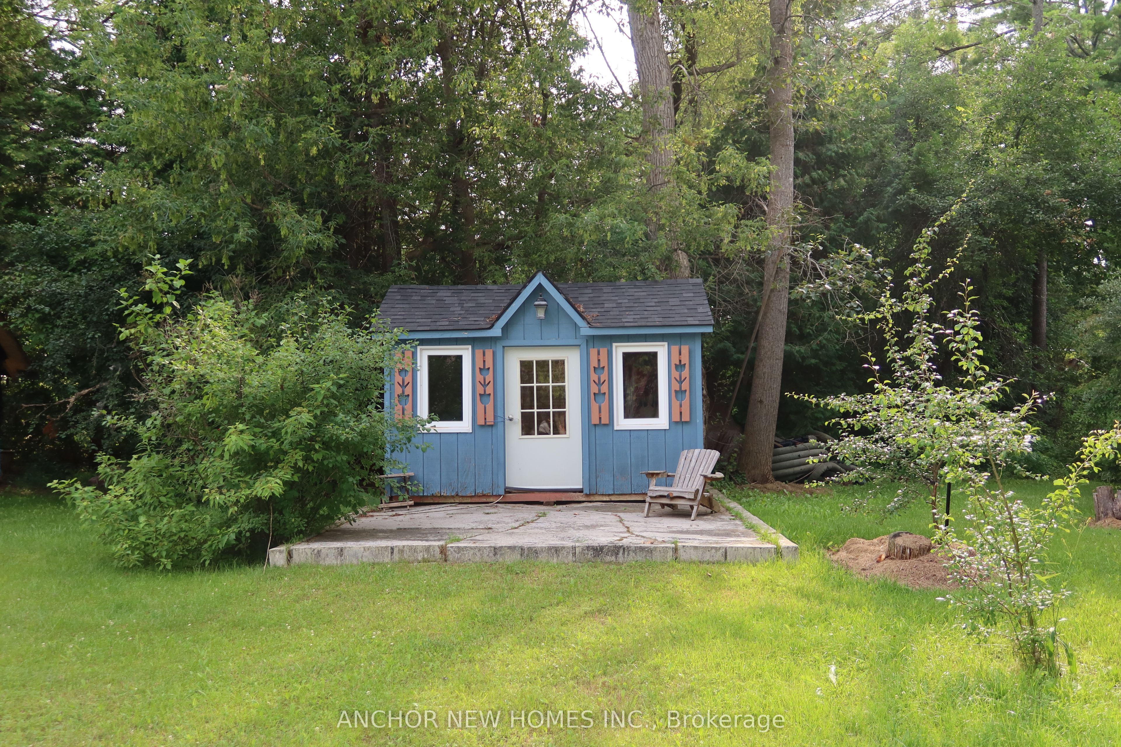 7024 Dieppe Road Property Photo 11