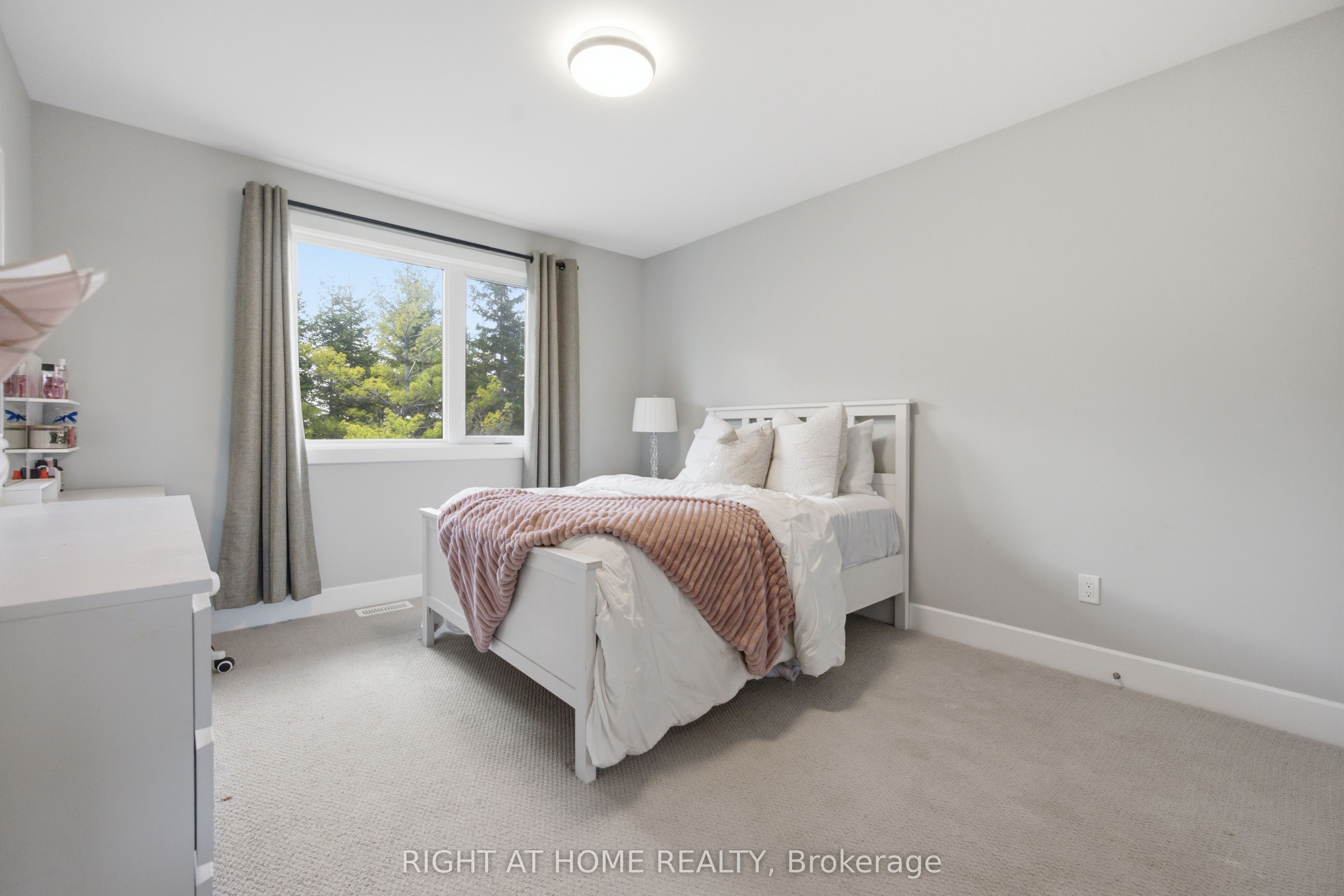 122 Ridgemont Drive Property Photo 11