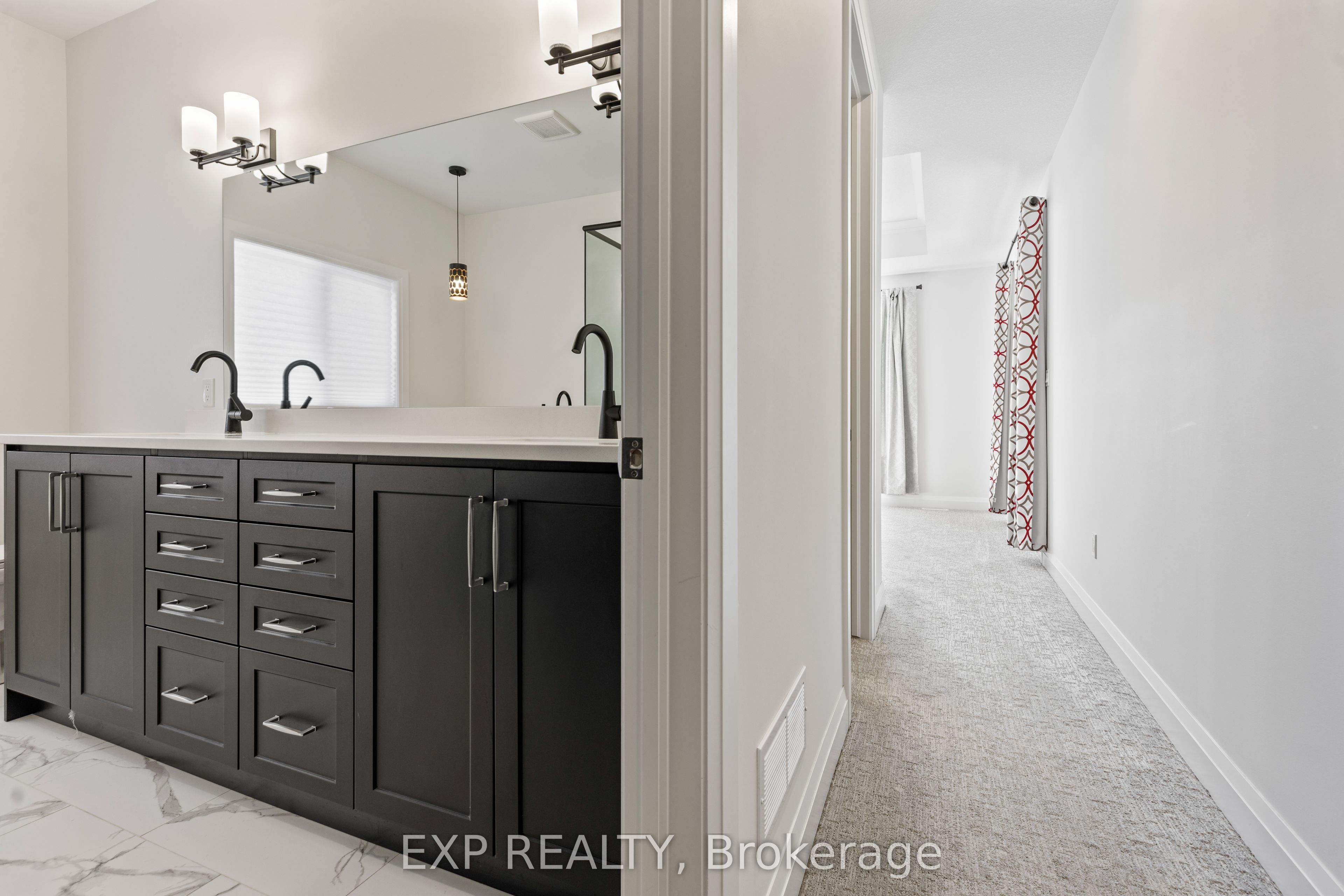 4099 Sugarmaple Crossing Property Photo 14