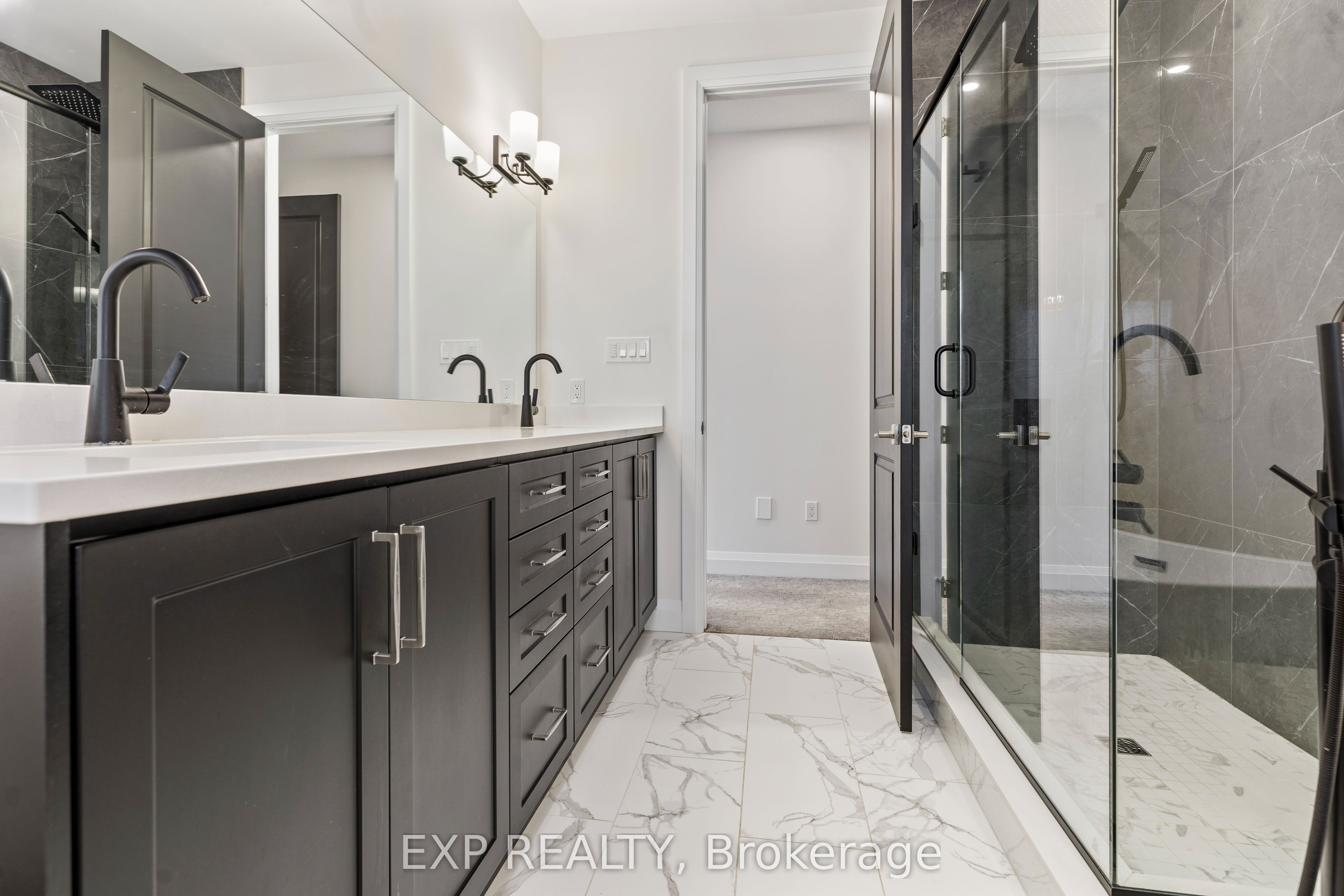 4099 Sugarmaple Crossing Property Photo 15