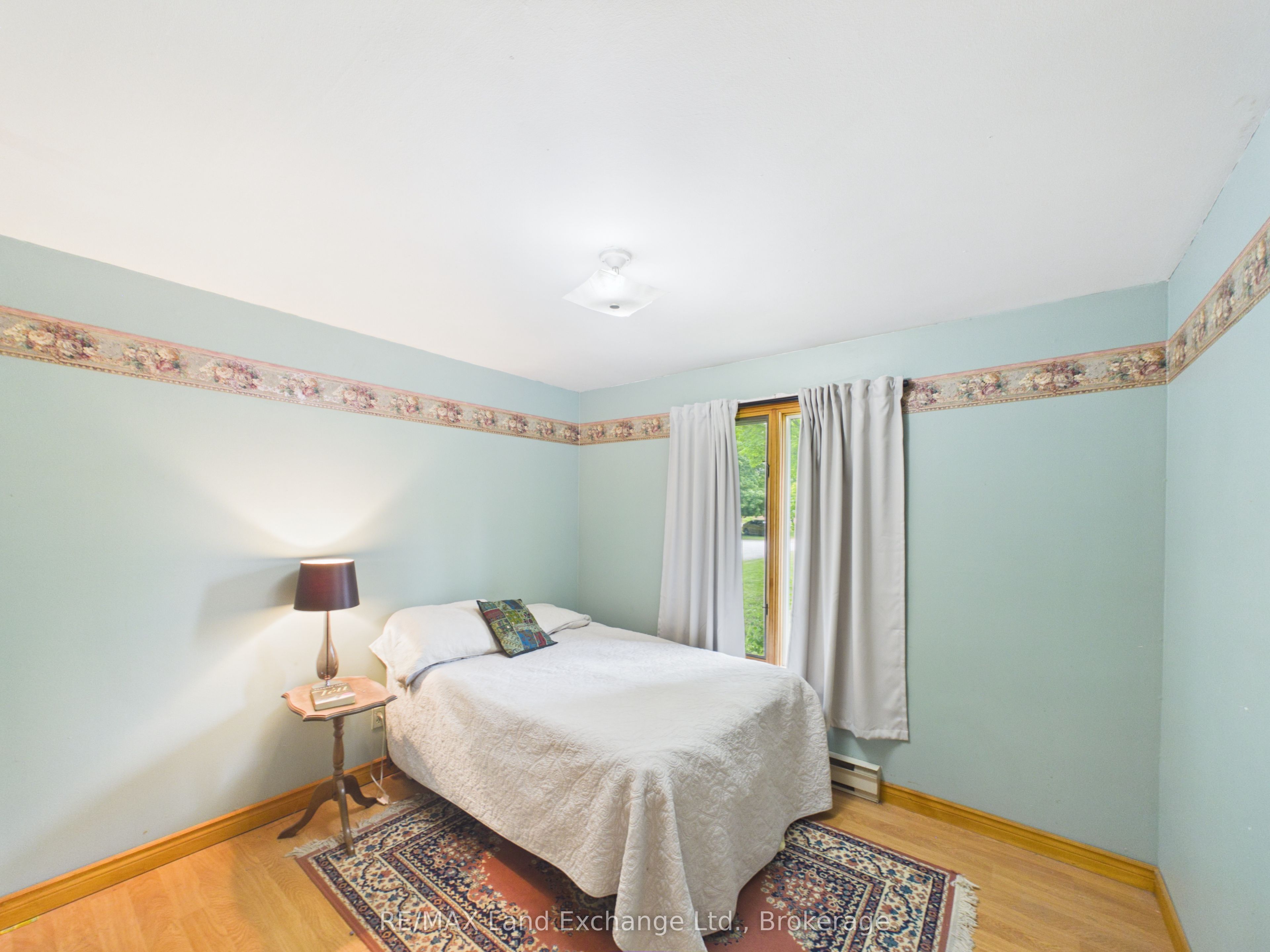 28 Penetangore Row S Property Photo 16