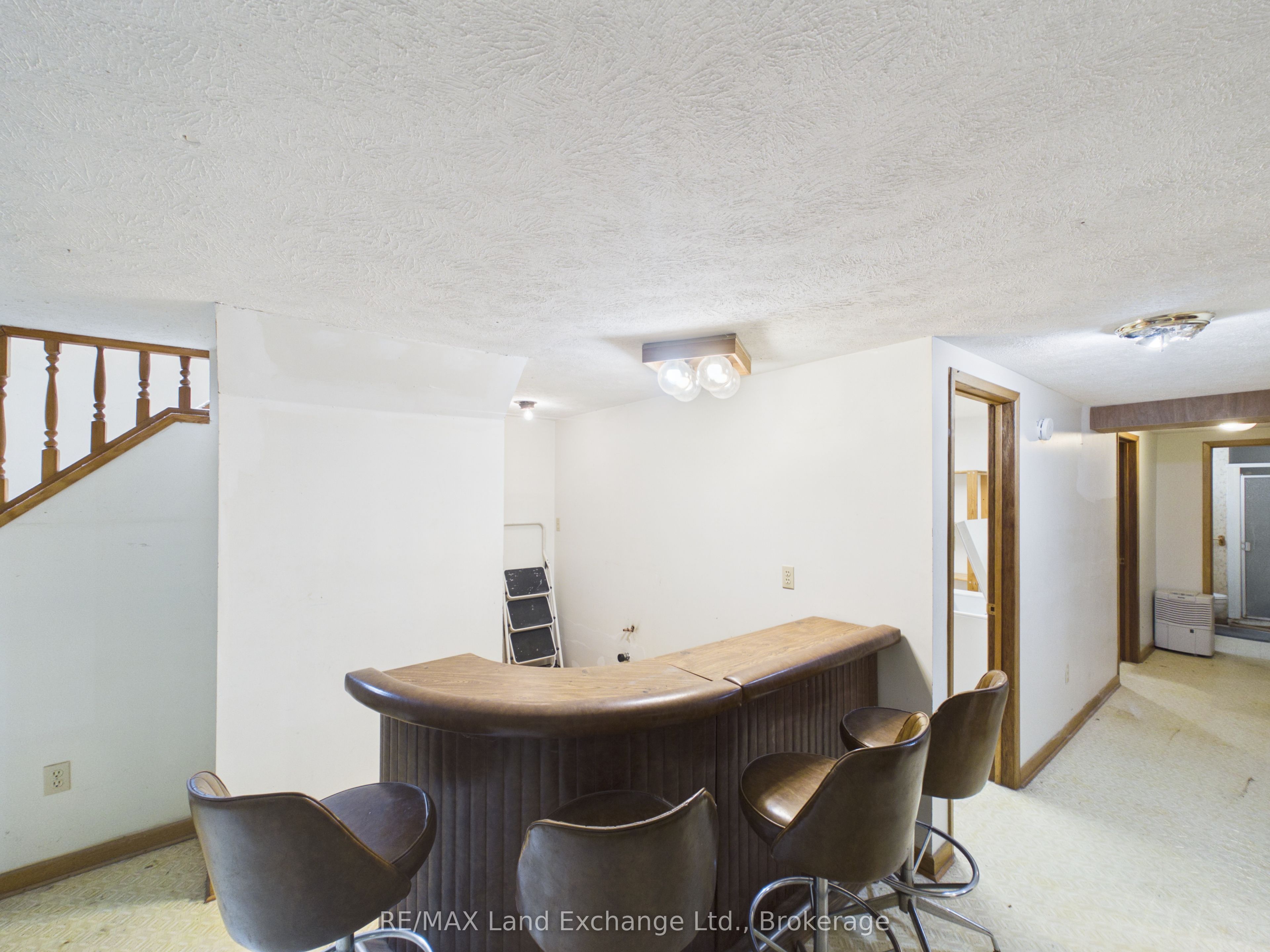 28 Penetangore Row S Property Photo 17
