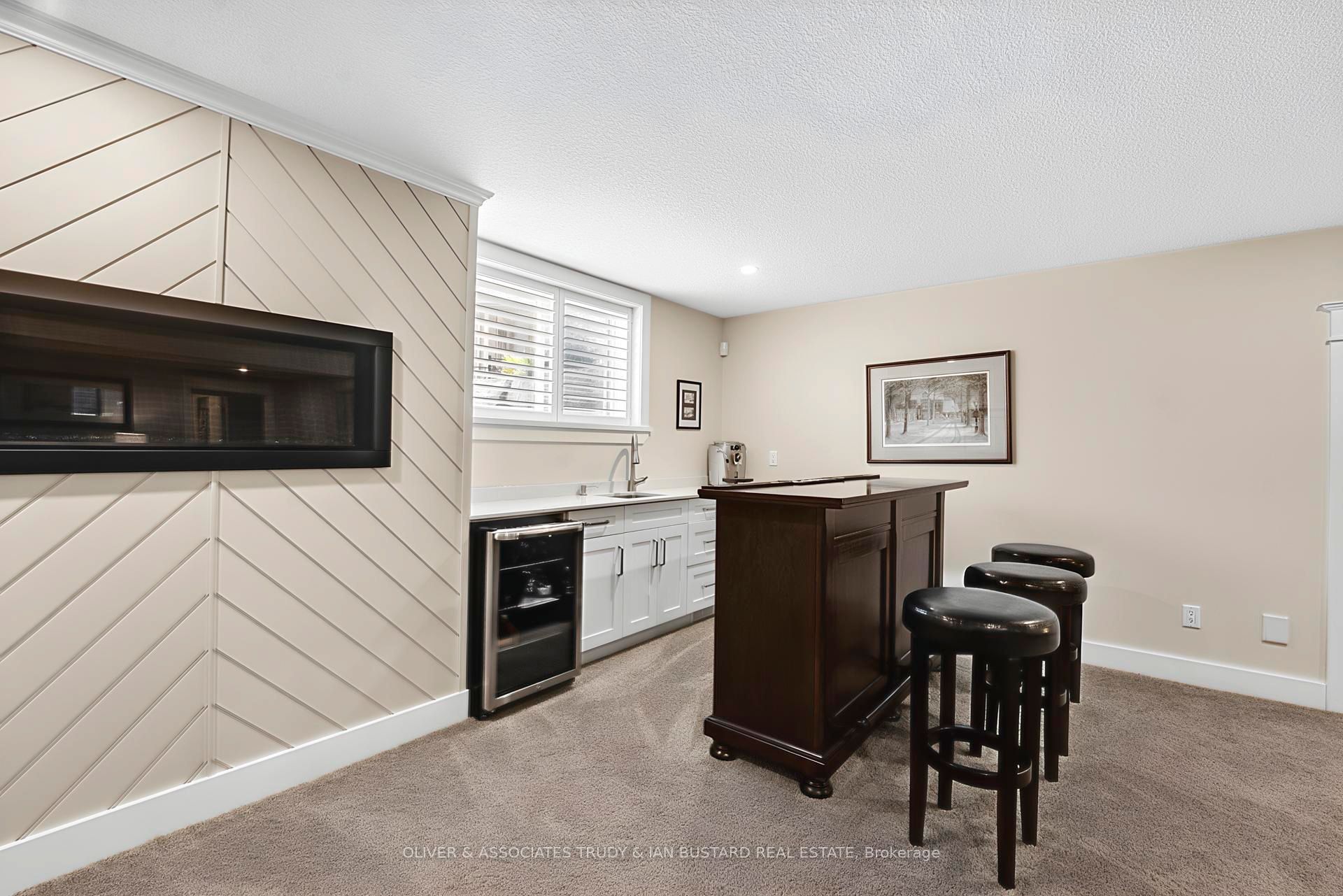 46 Erin Place Property Photo 33